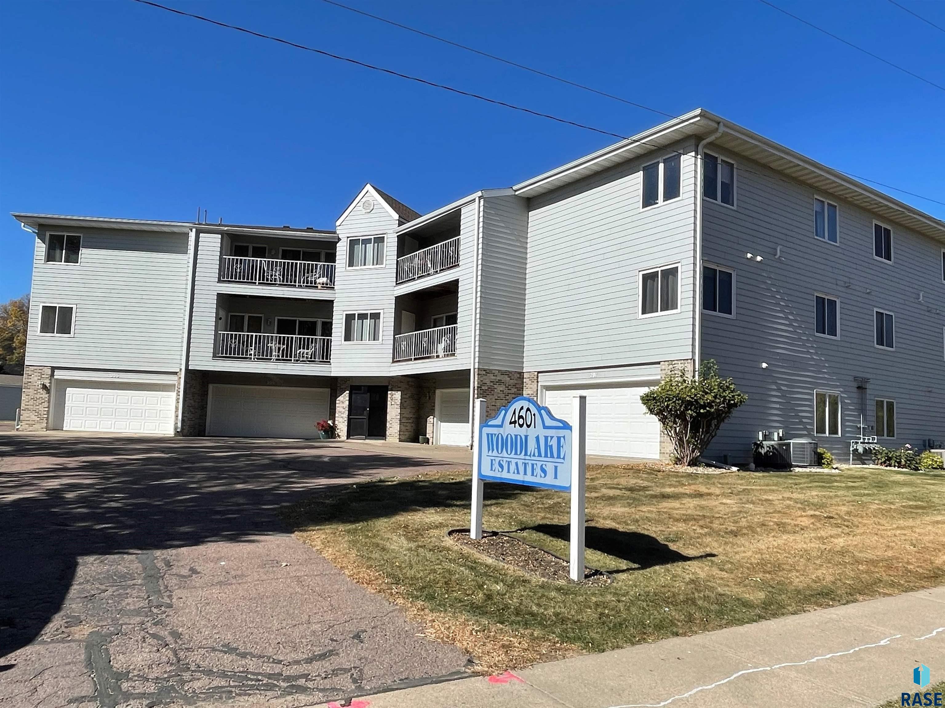 4601 S Oxbow Ave Avenue #301, Sioux Falls, South Dakota image 1