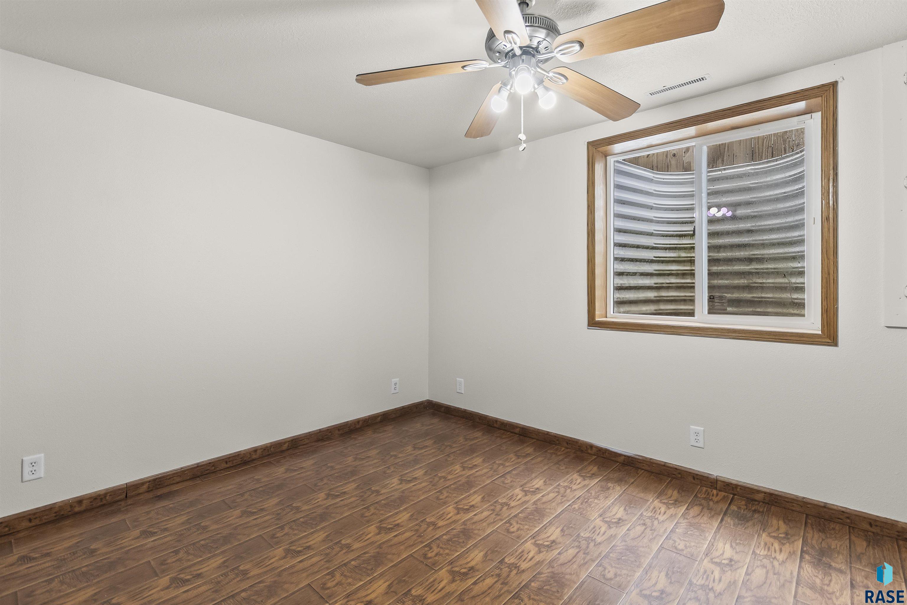 3916 W 93rd St Street, Sioux Falls, South Dakota image 17