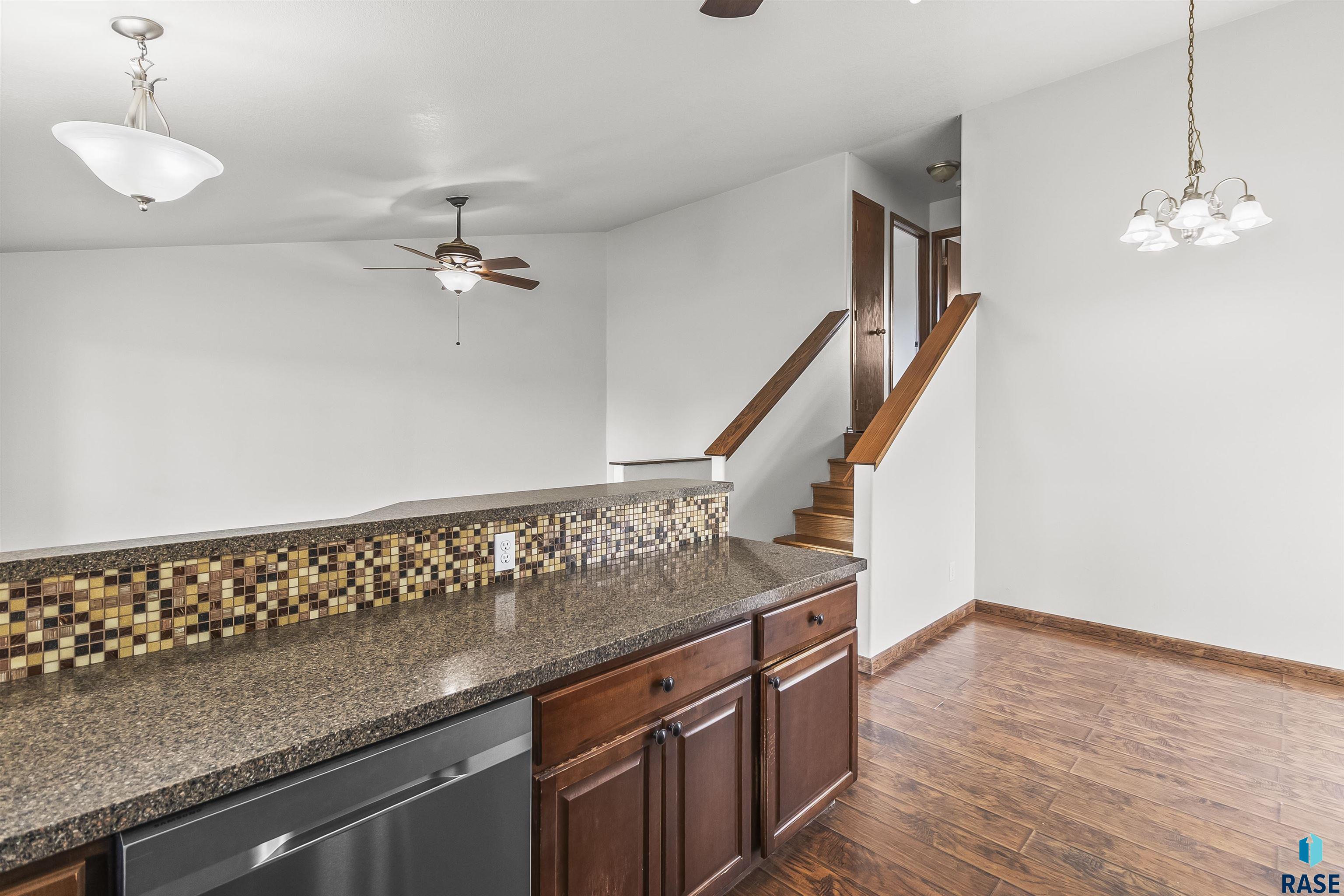 3916 W 93rd St Street, Sioux Falls, South Dakota image 6