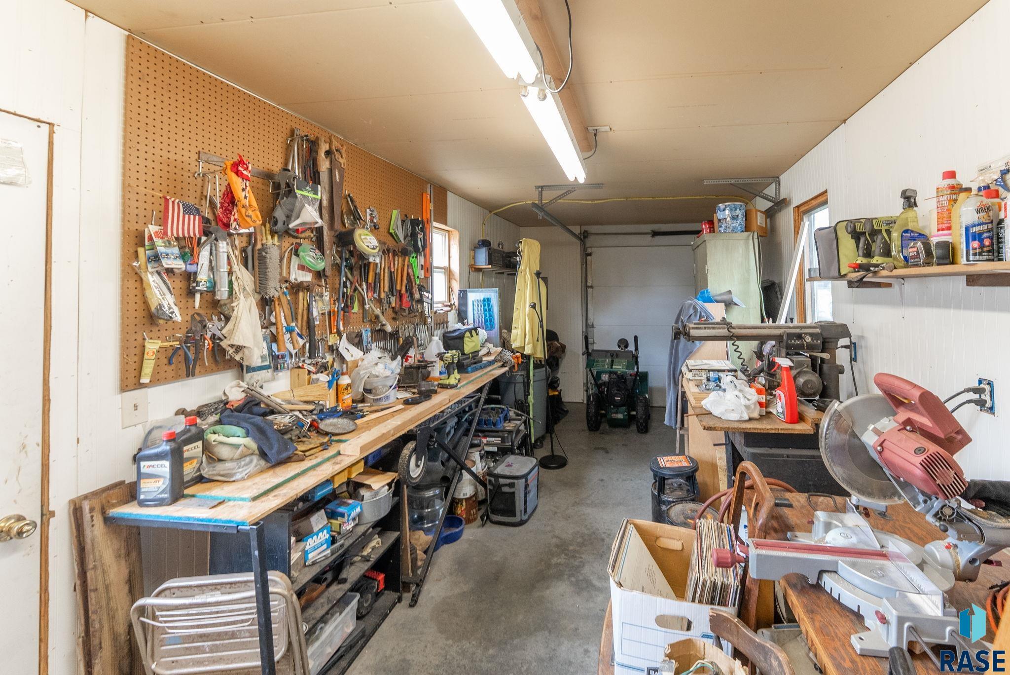 710 E 4th St Street, Dell Rapids, New Jersey image 9