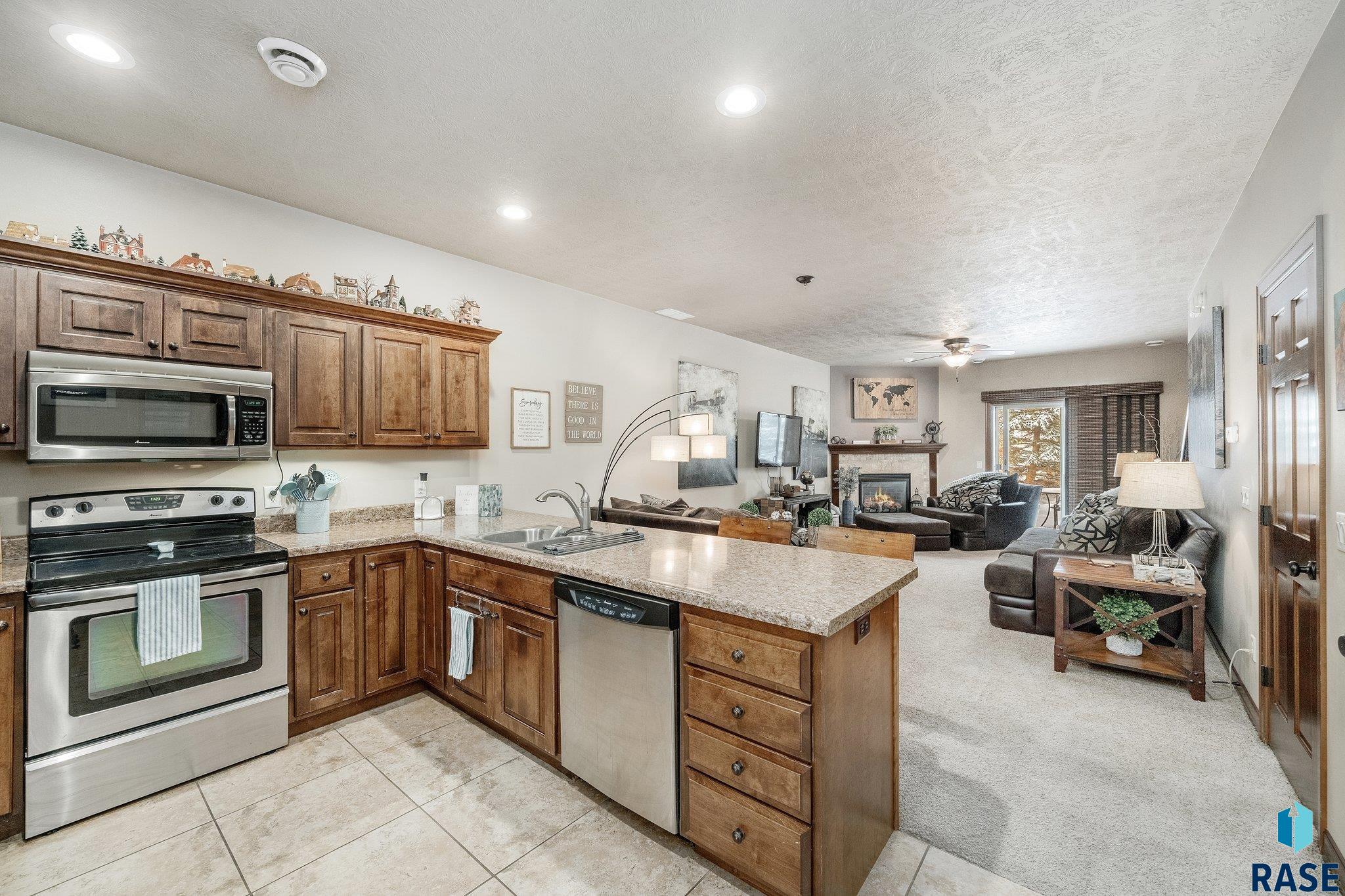 7579 Grand Arbor Pl Place, Sioux Falls, South Dakota image 4