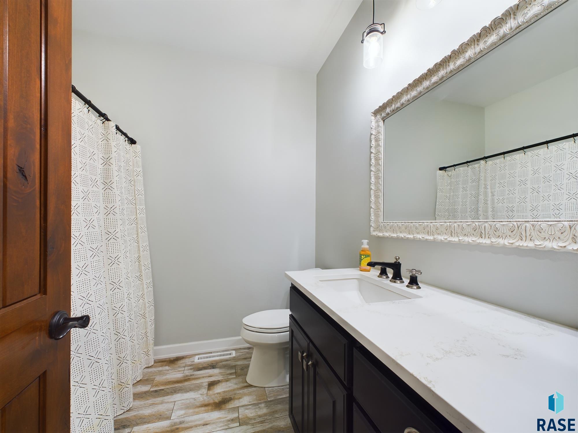 540 W Clara Cir Circle, Tea, New Jersey image 31
