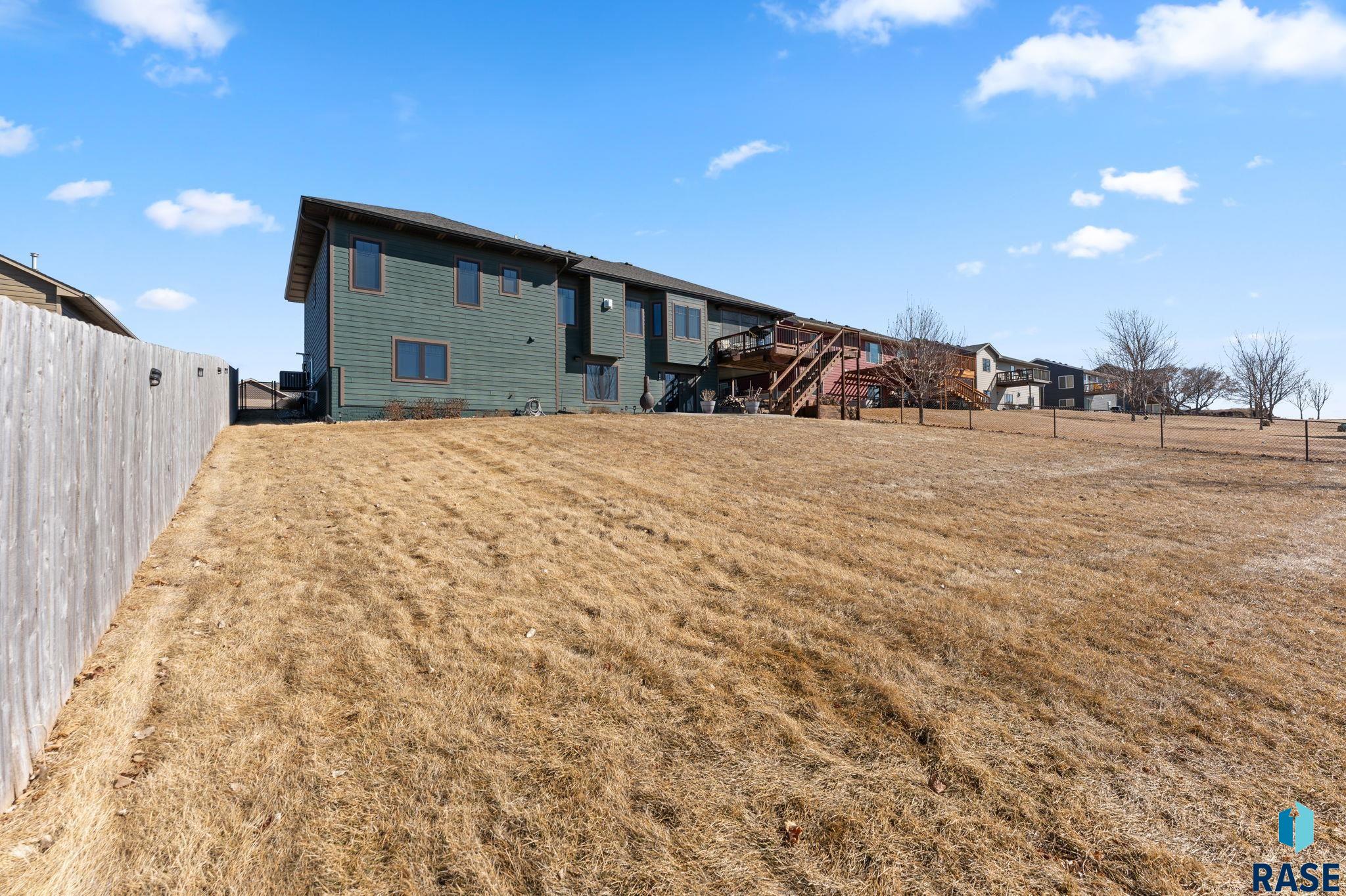 Baltic, South Dakota 57003, United States, 5 Bedrooms Bedrooms, ,3 BathroomsBathrooms,Residential,Active,104855