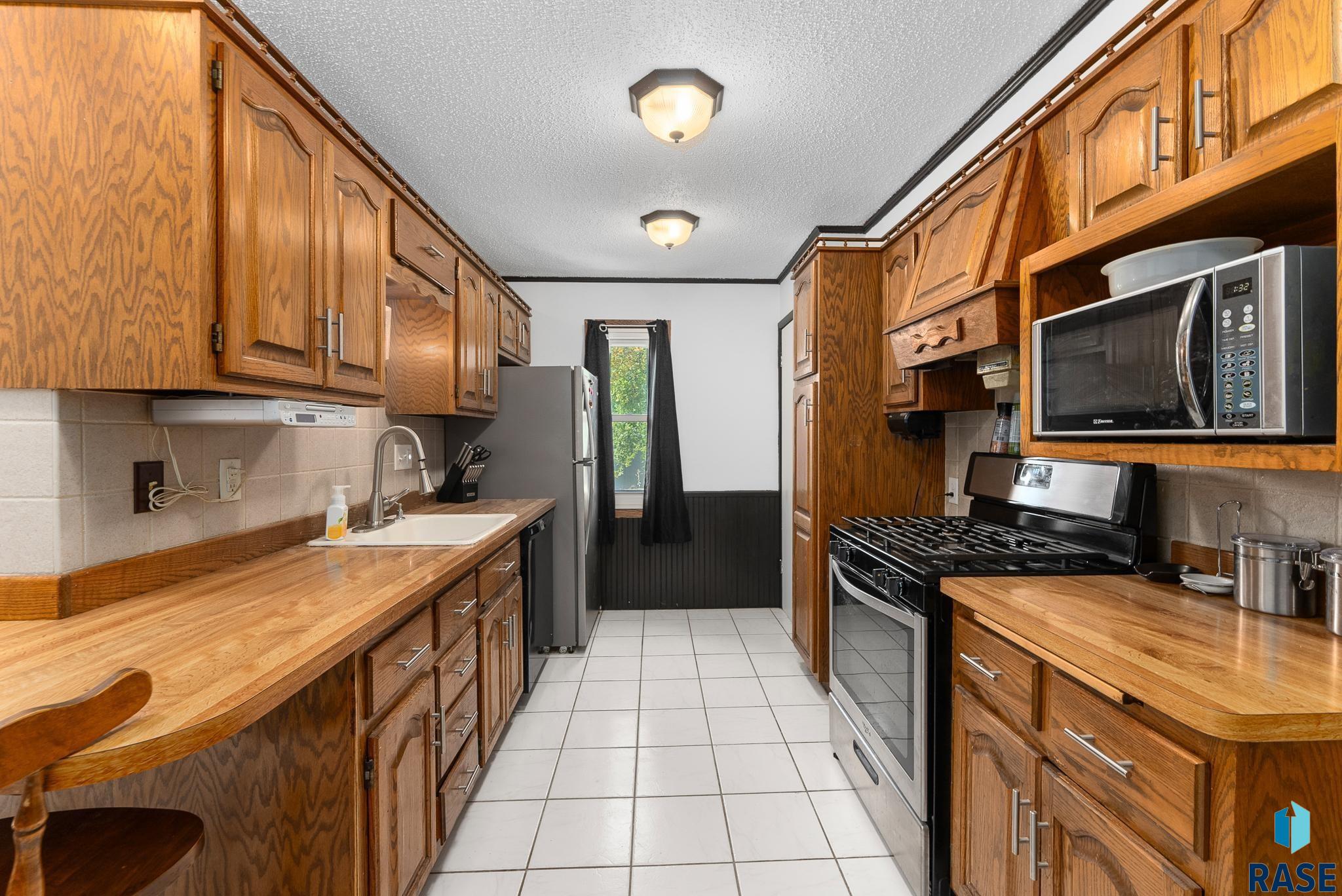 505 E 9th St Street, Dell Rapids, South Dakota image 3