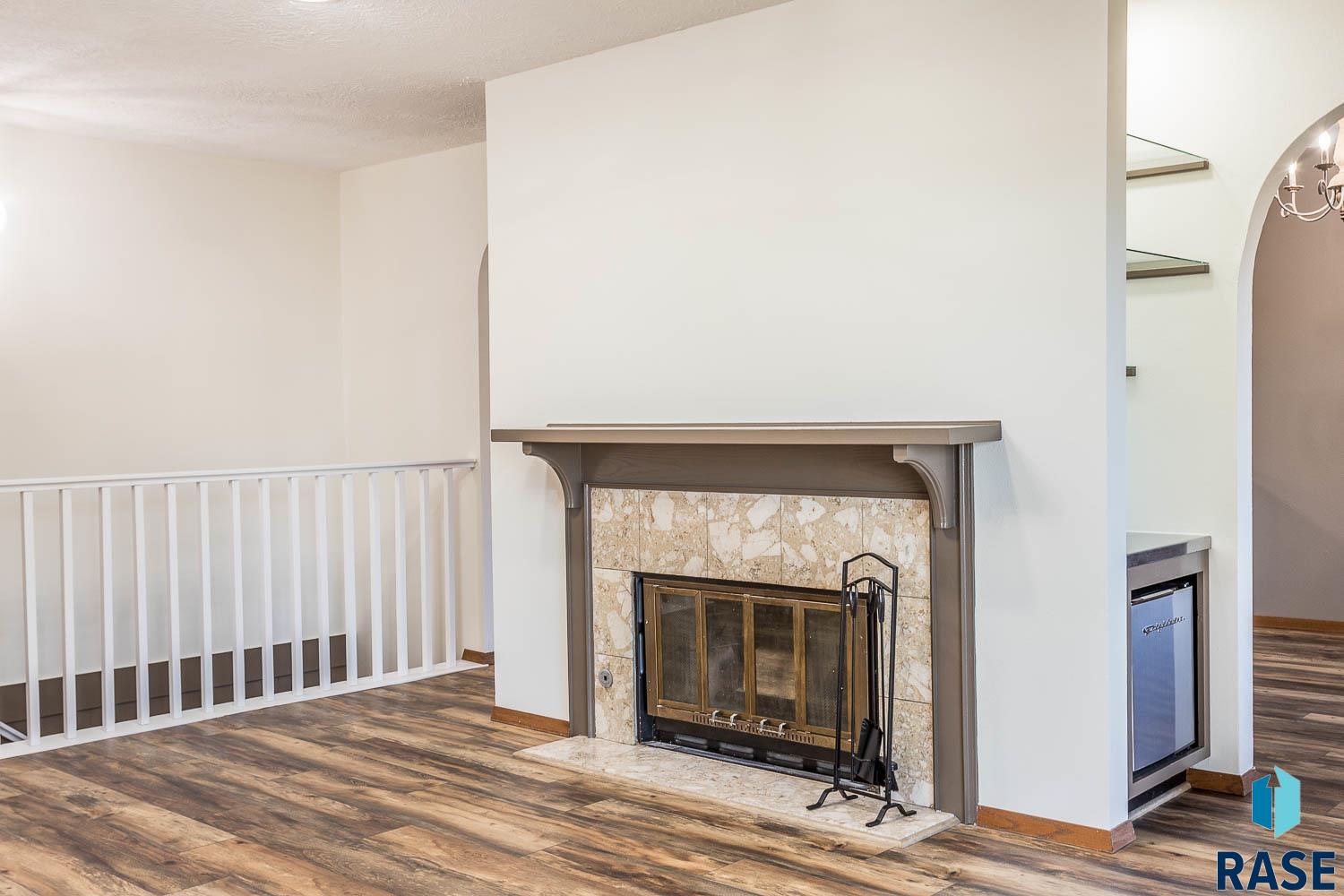 3321 E Manor Cir Circle, Sioux Falls, New Jersey image 8