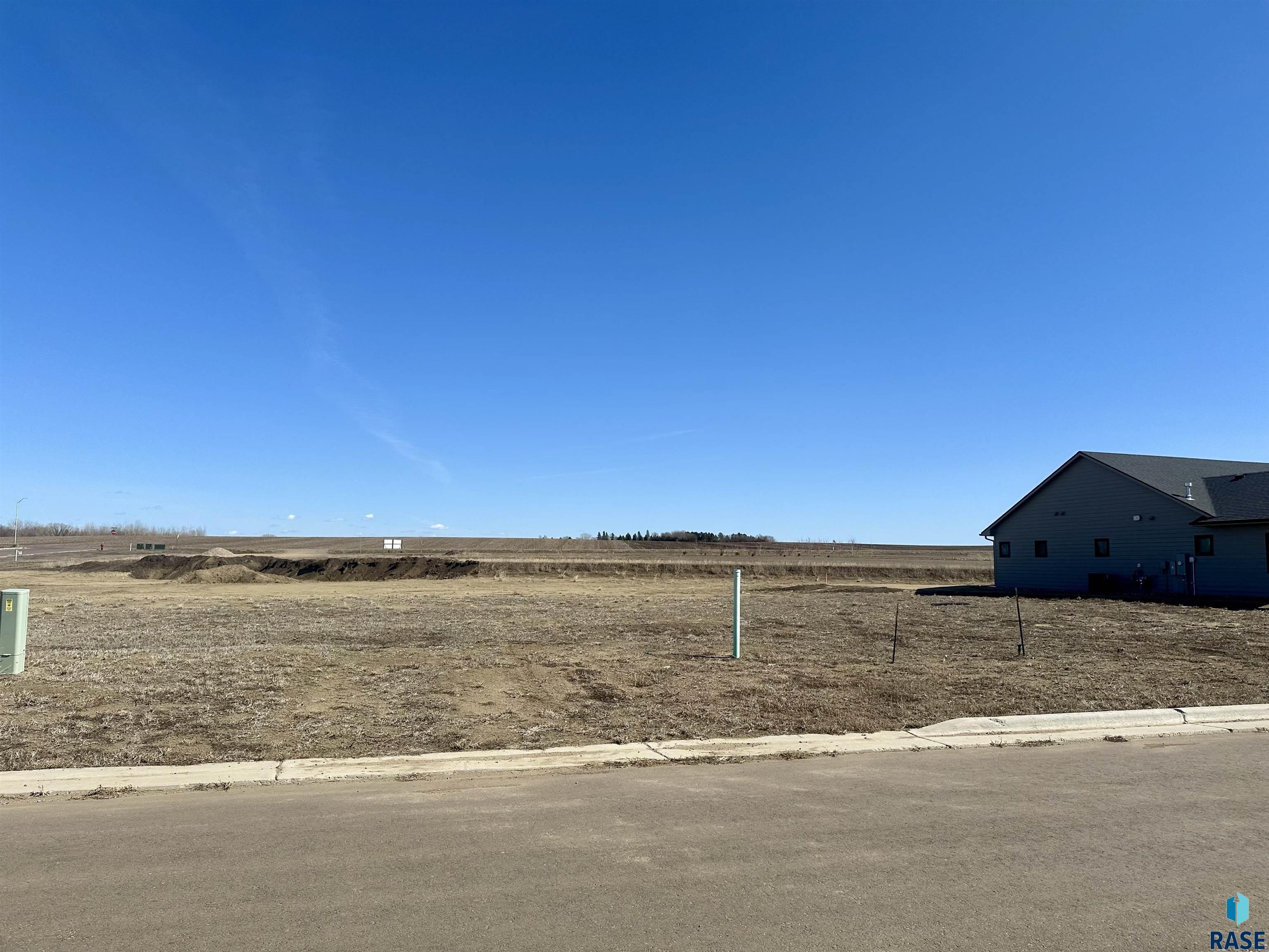 904 Sundance St Street, Valley Springs, South Dakota image 9