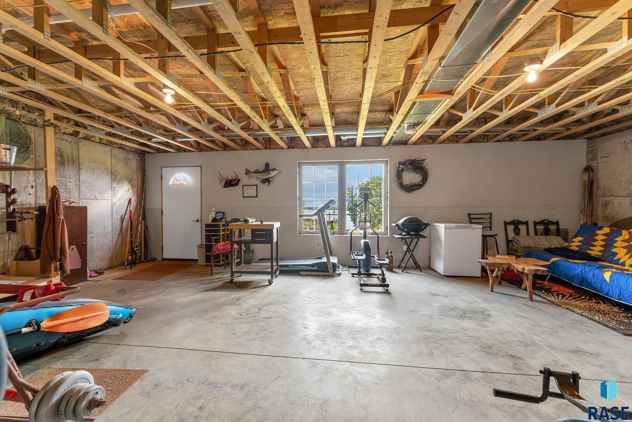 6305 Lakeview Dr Drive, Wentworth, South Dakota image 25