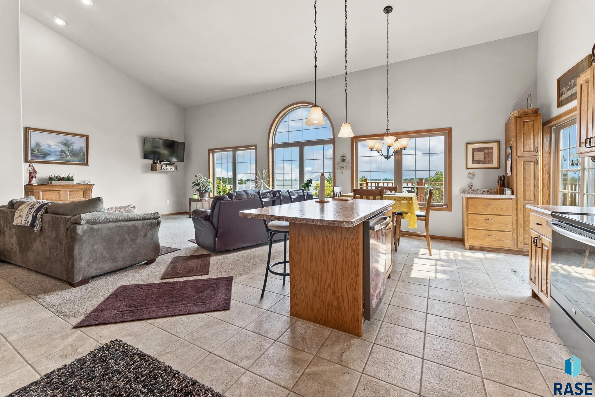 6305 Lakeview Dr Drive, Wentworth, South Dakota image 13