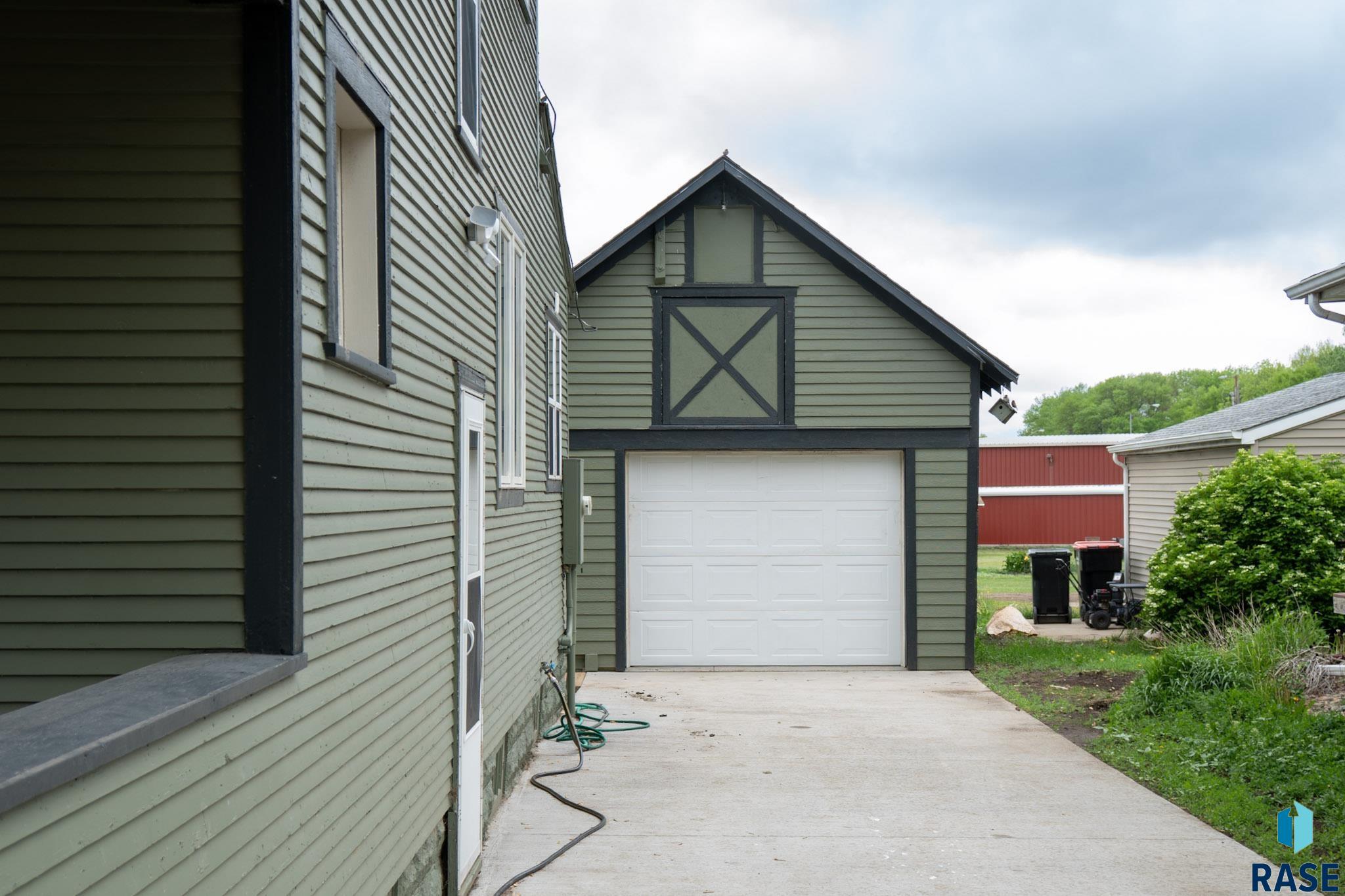 Corson, South Dakota 57005, United States, 4 Bedrooms Bedrooms, ,2 BathroomsBathrooms,Residential,Active,132360