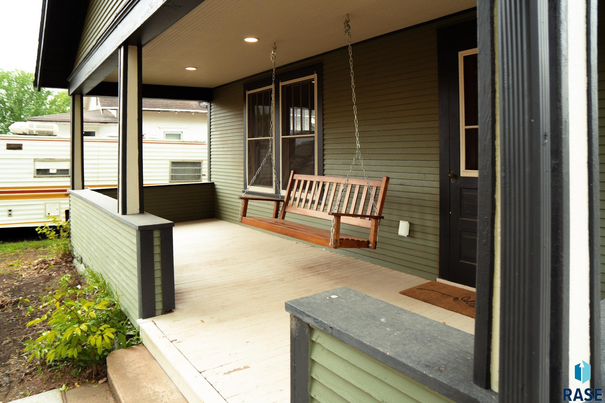 Corson, South Dakota 57005, United States, 4 Bedrooms Bedrooms, ,2 BathroomsBathrooms,Residential,Active,132360