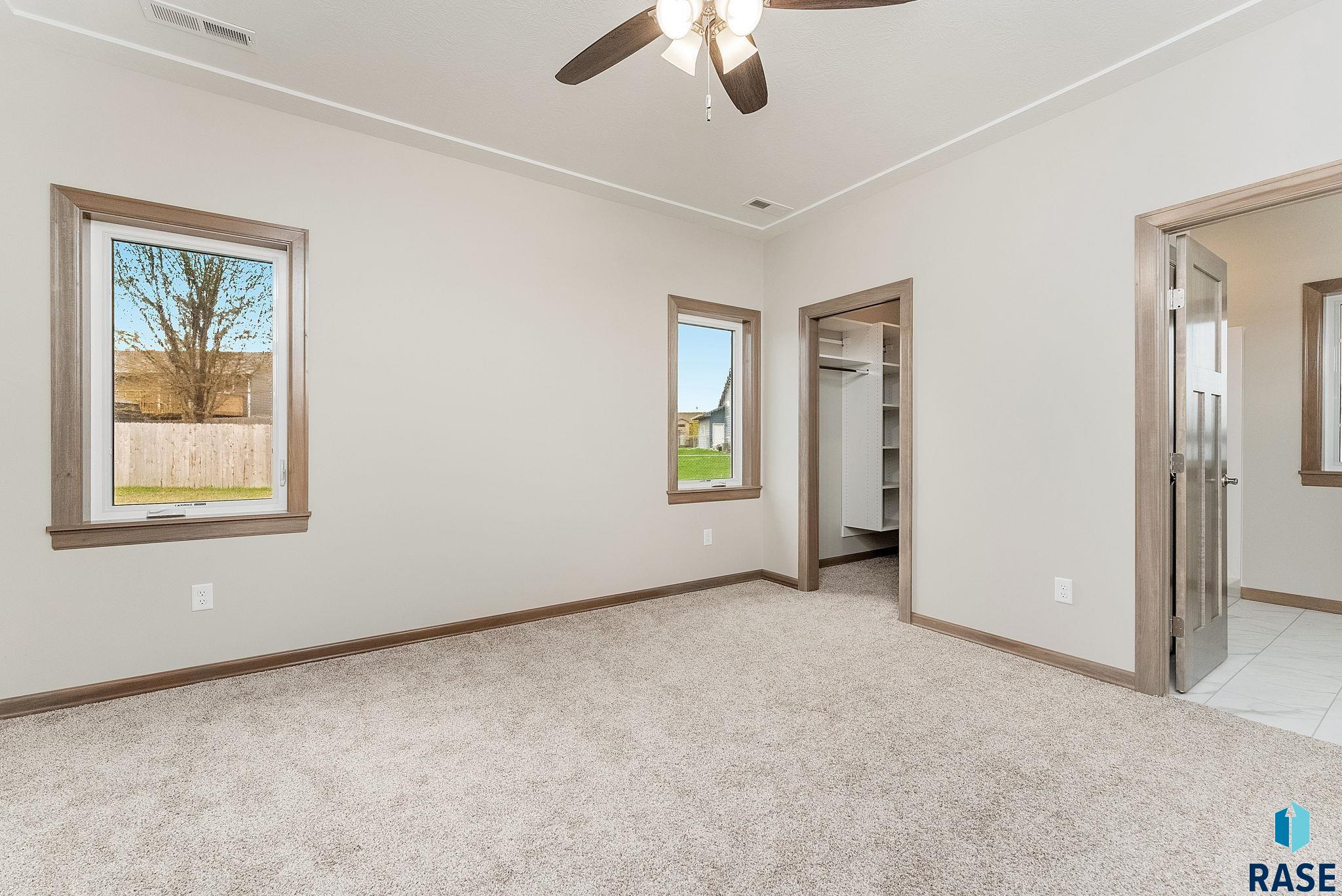 4513 W 34th St N Street, Sioux Falls, South Dakota image 10