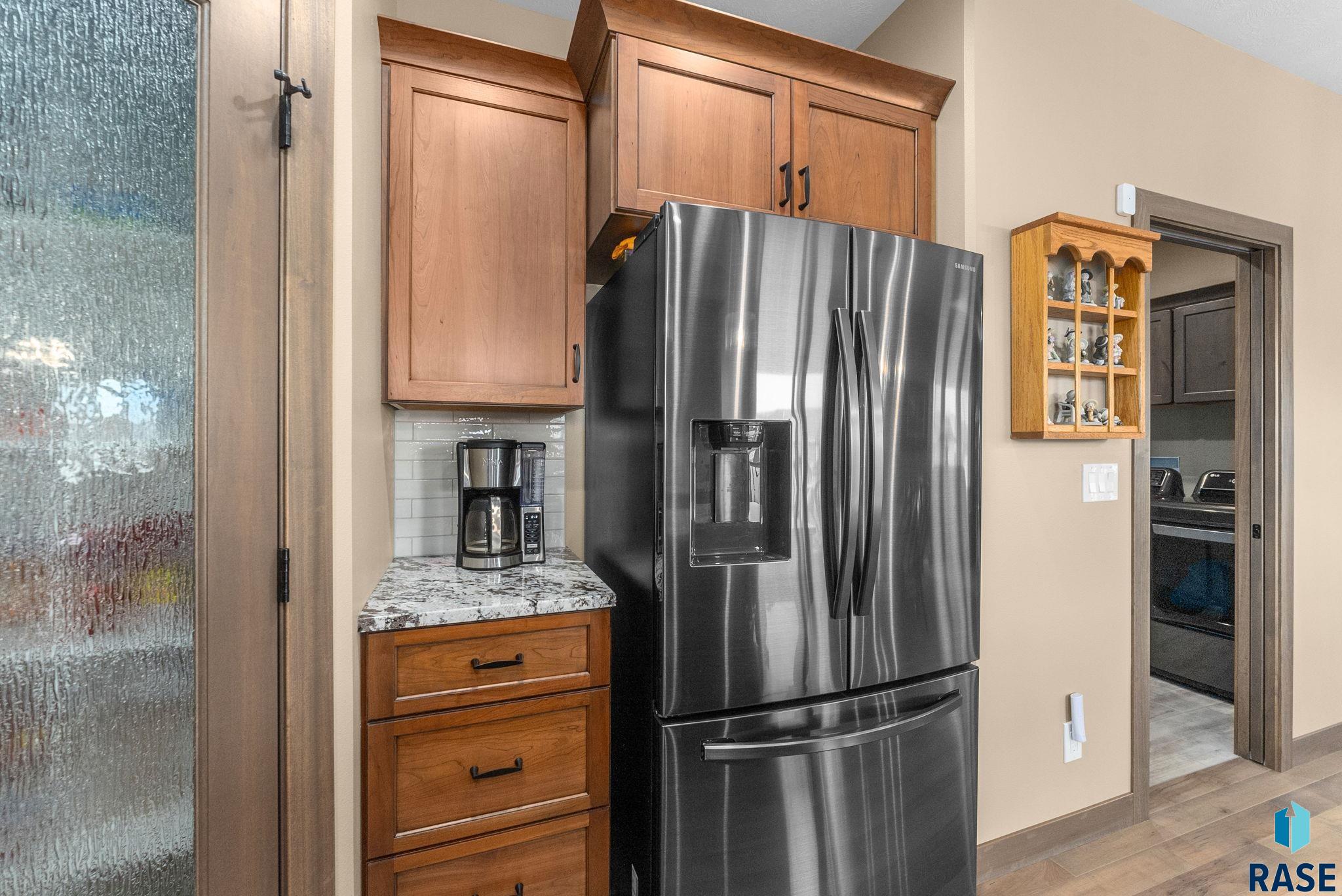 Sioux Falls, South Dakota 57108, United States, 5 Bedrooms Bedrooms, ,3 BathroomsBathrooms,Residential,Active,166865