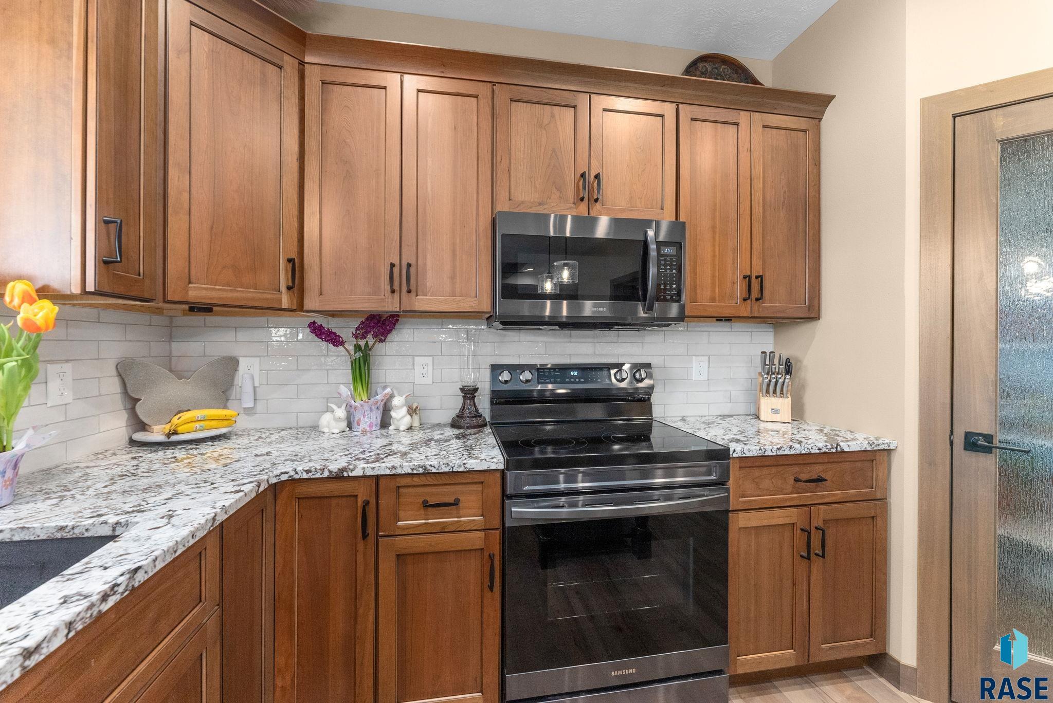 Sioux Falls, South Dakota 57108, United States, 5 Bedrooms Bedrooms, ,3 BathroomsBathrooms,Residential,Active,166865