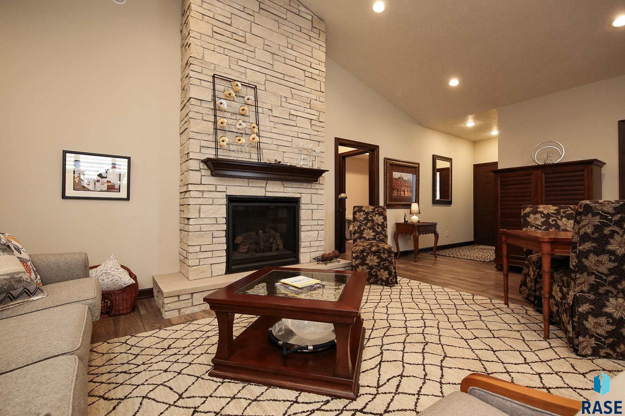 6217 S Cimarron Pl Place, Sioux Falls, South Dakota image 3