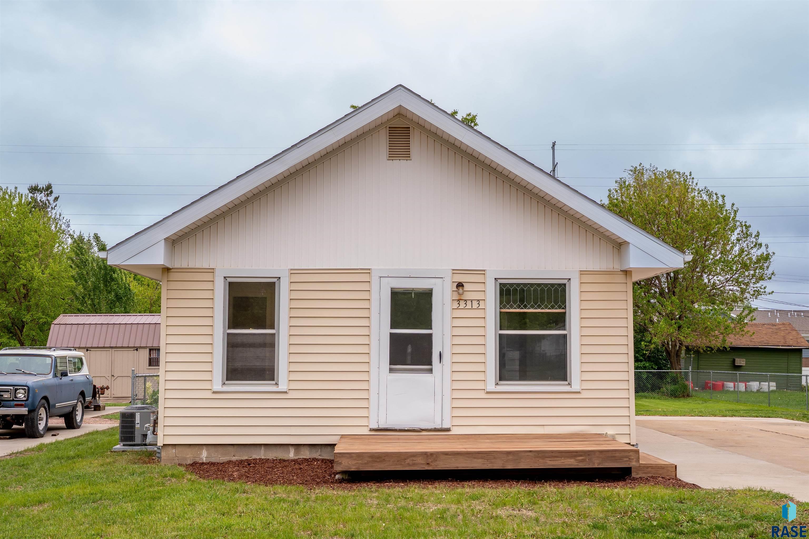 3313 N 6th Ave Avenue, Sioux Falls, South Dakota image 2