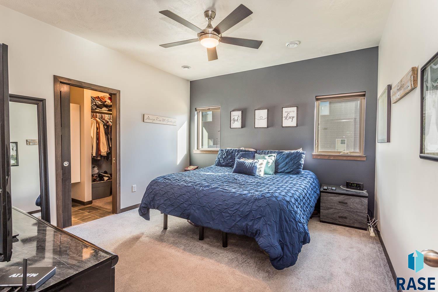 2569 E Meadowside Pl Place #11, Sioux Falls, South Dakota image 15