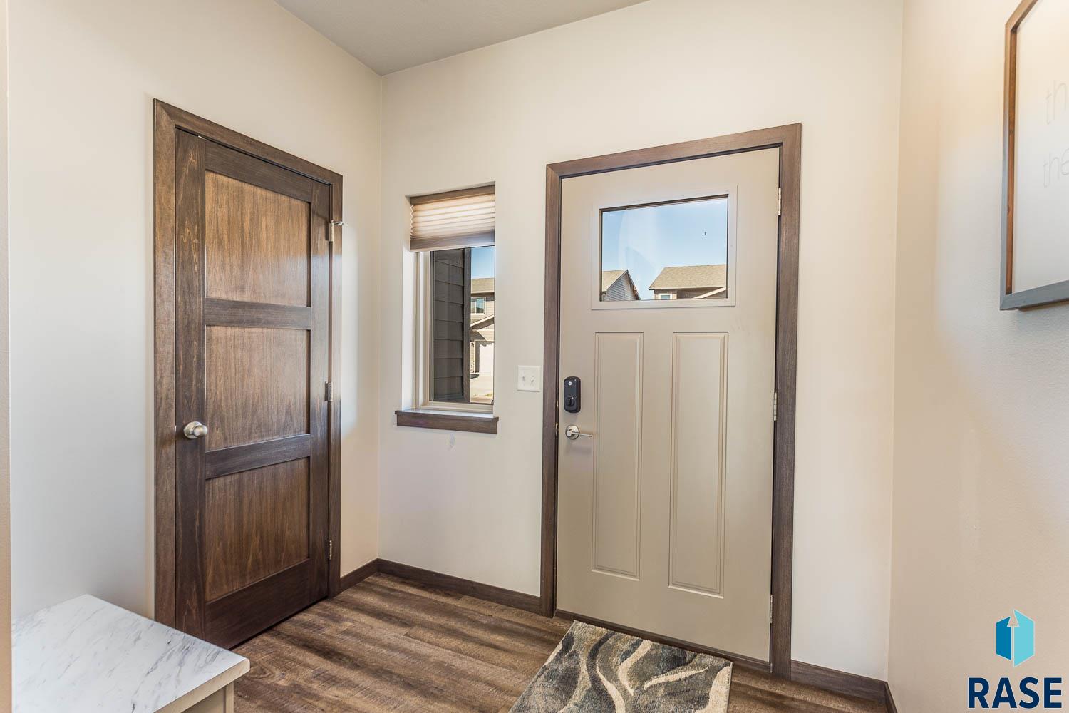 2569 E Meadowside Pl Place #11, Sioux Falls, South Dakota image 4
