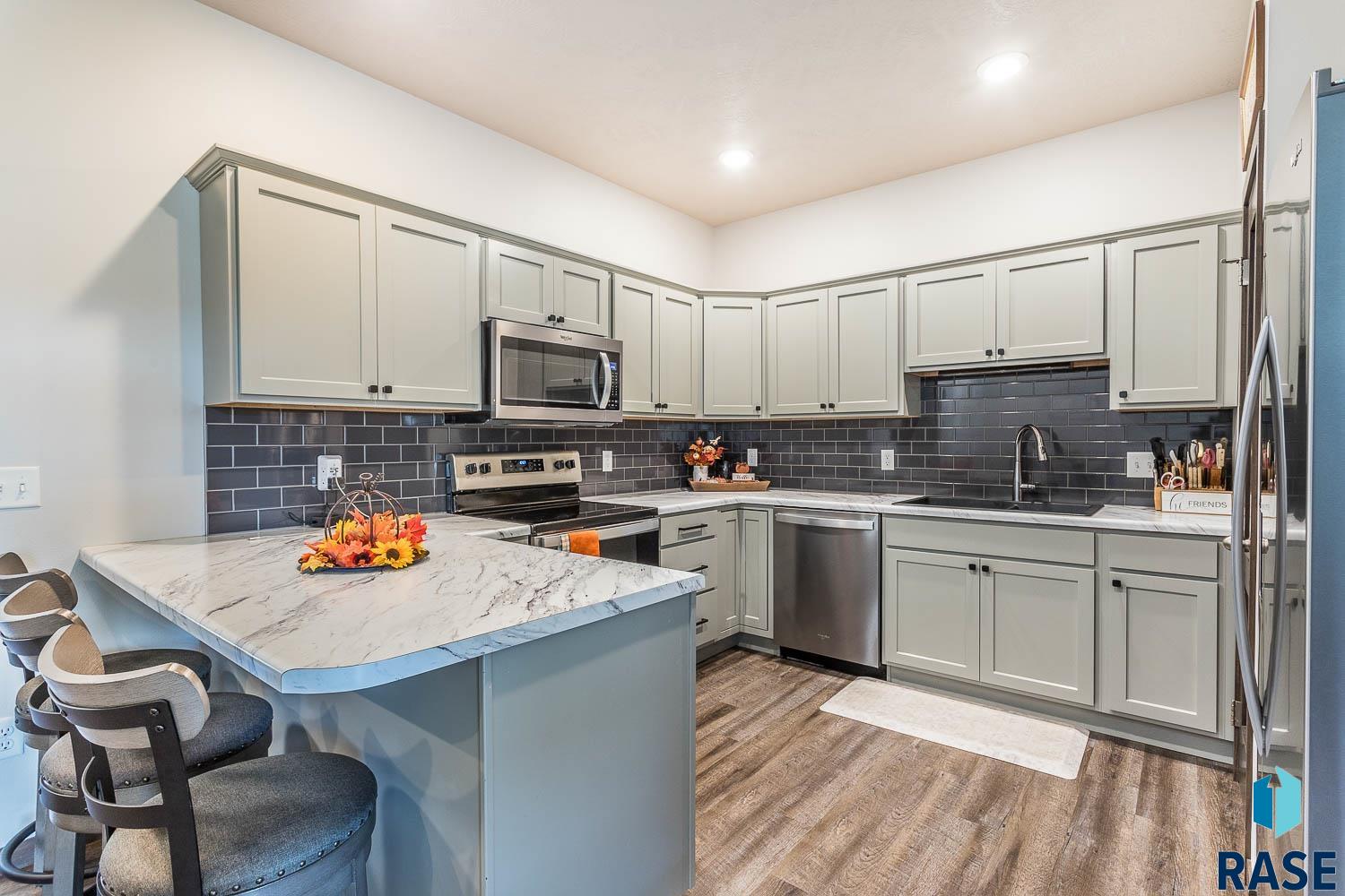 2569 E Meadowside Pl Place #11, Sioux Falls, South Dakota image 10