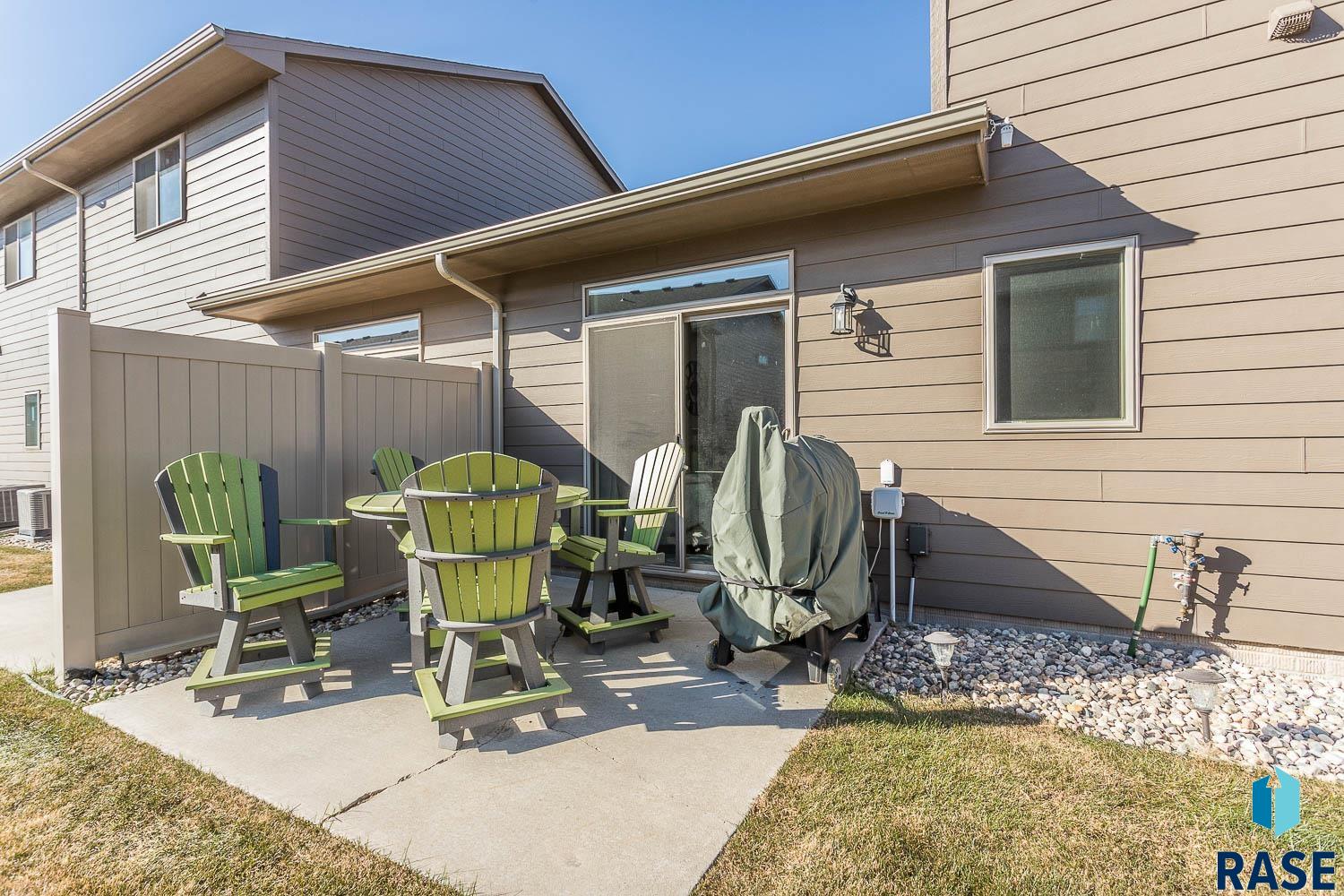 2569 E Meadowside Pl Place #11, Sioux Falls, South Dakota image 3