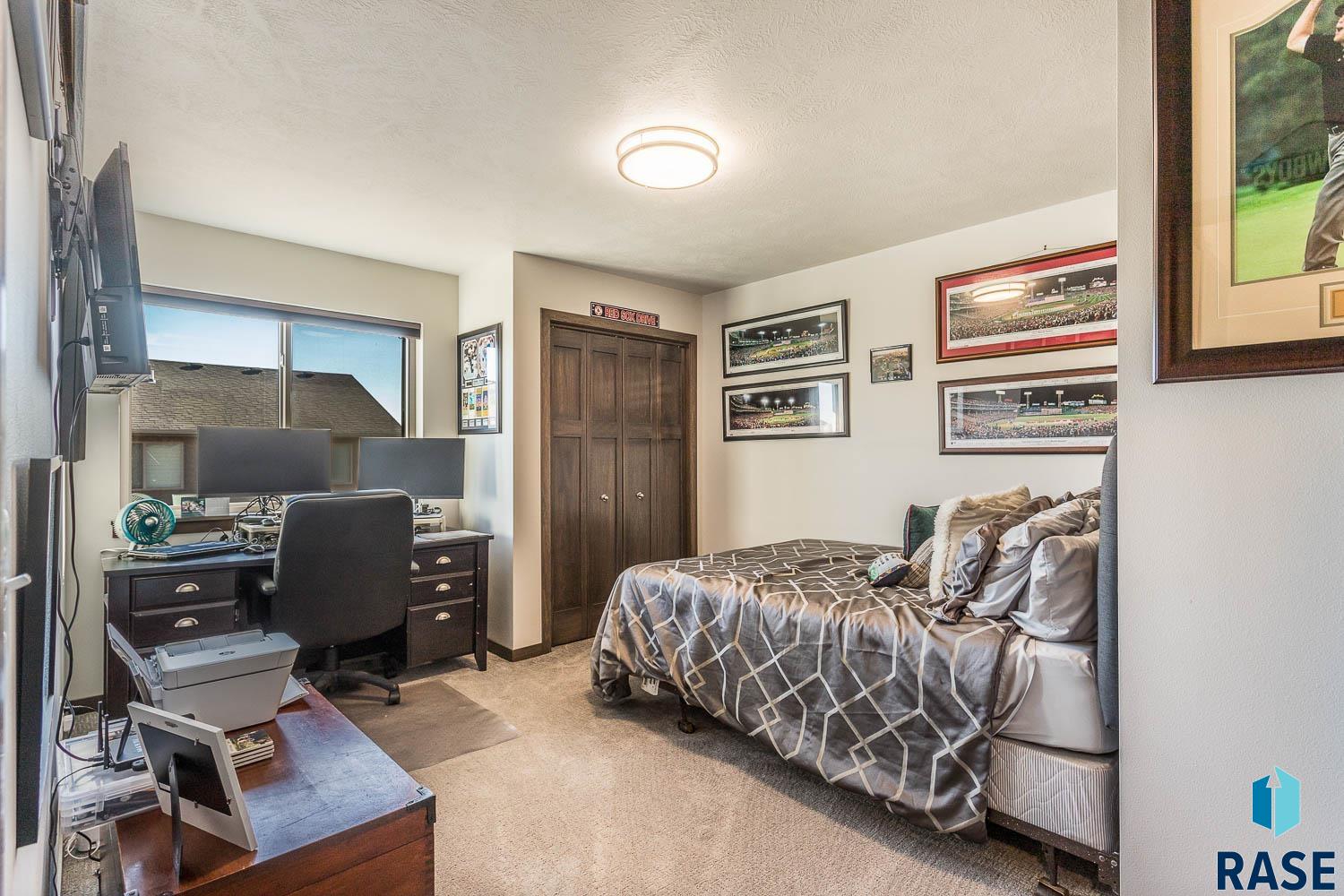 2569 E Meadowside Pl Place #11, Sioux Falls, South Dakota image 17