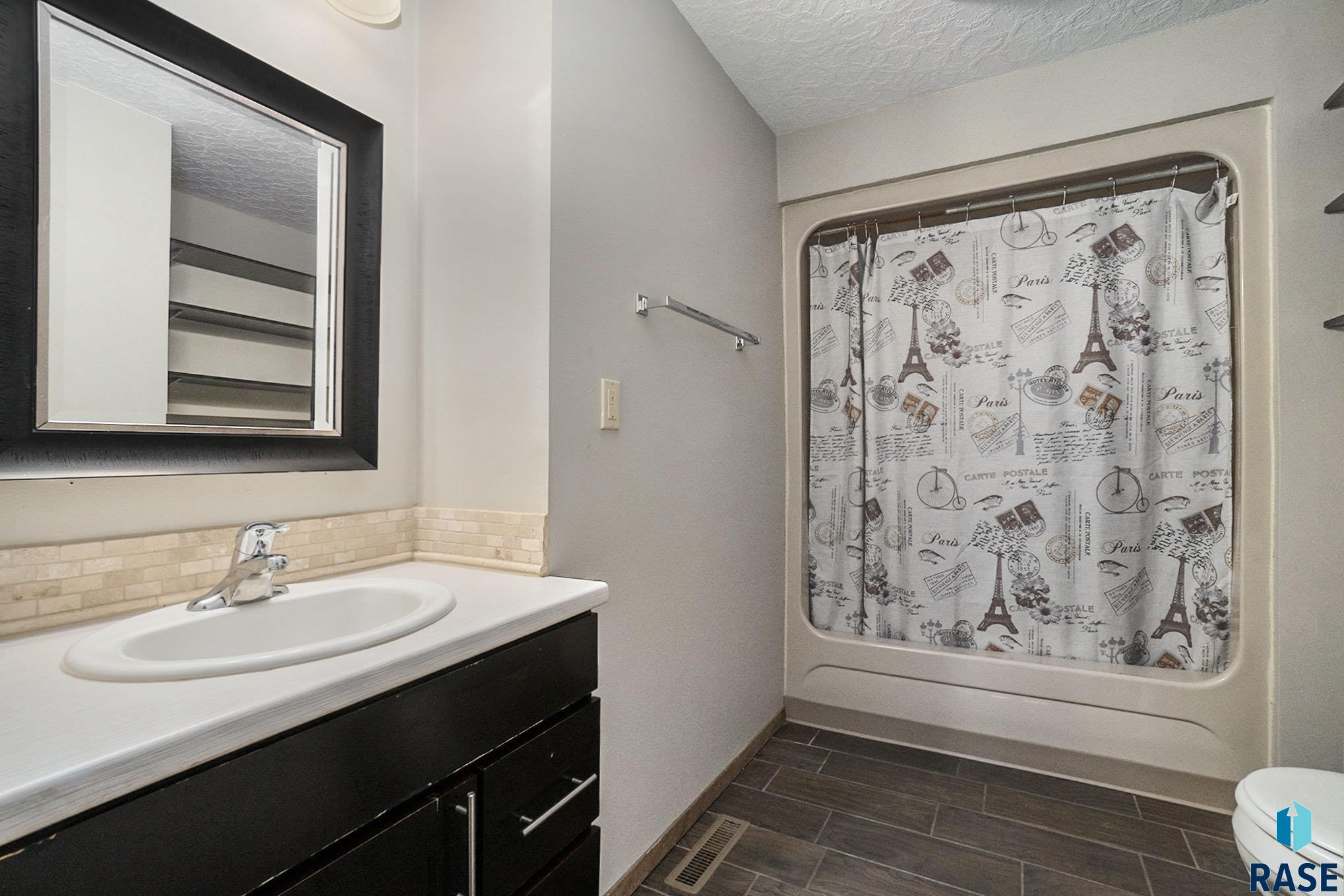 1512 W 7th St Street, Sioux Falls, South Dakota image 10