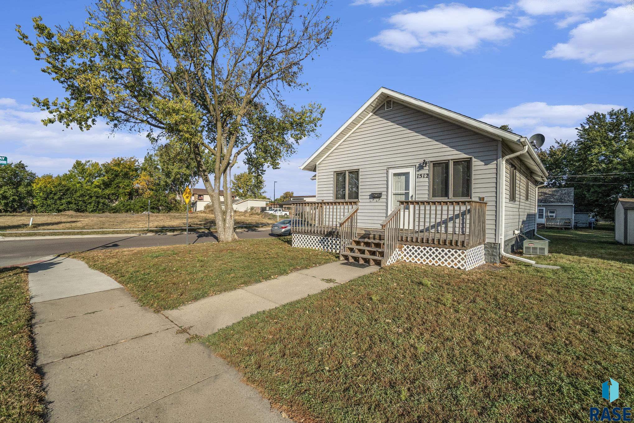 1512 W 7th St Street, Sioux Falls, South Dakota image 3