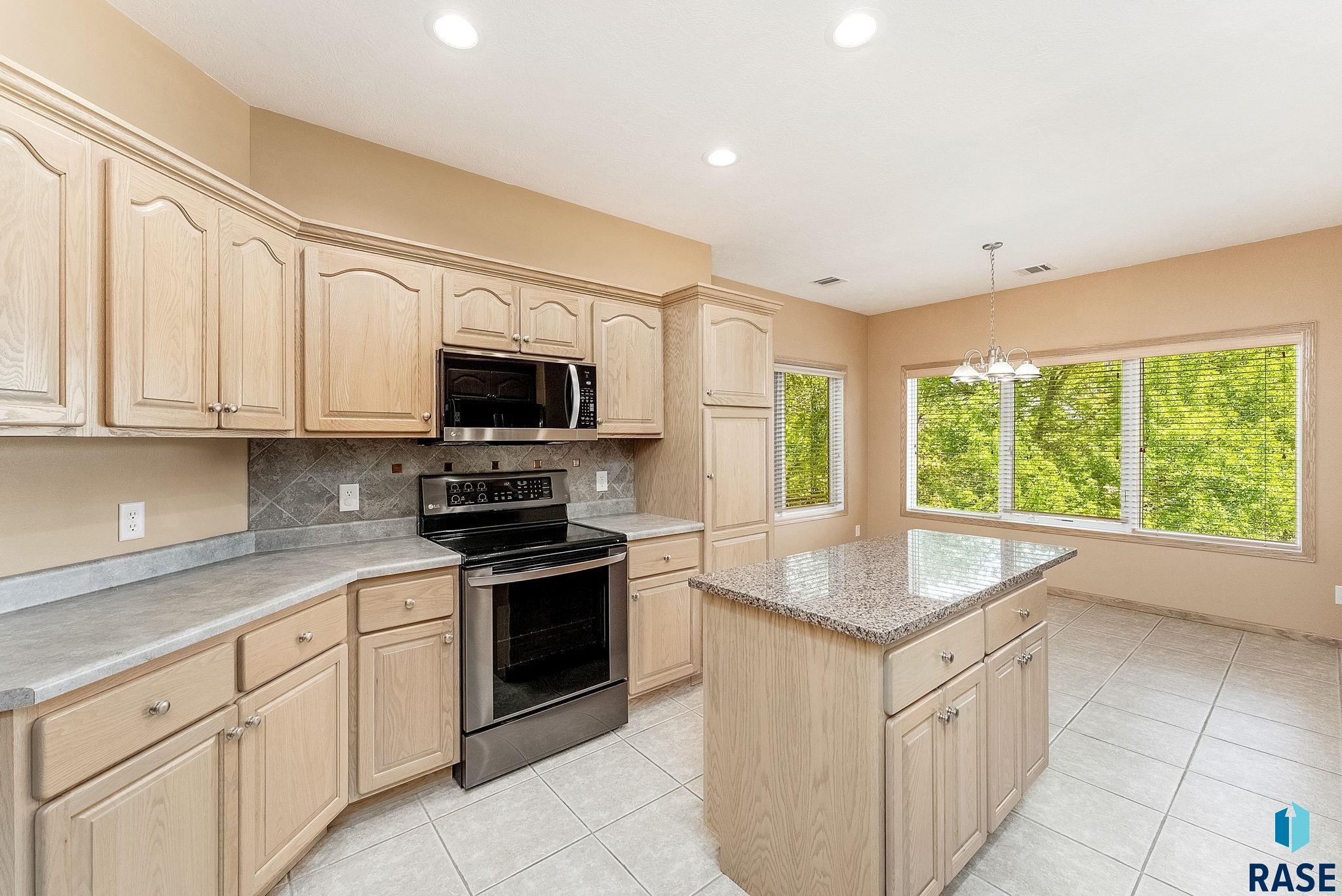 5918 S Grand Lodge Pl Place, Sioux Falls, New Jersey image 8