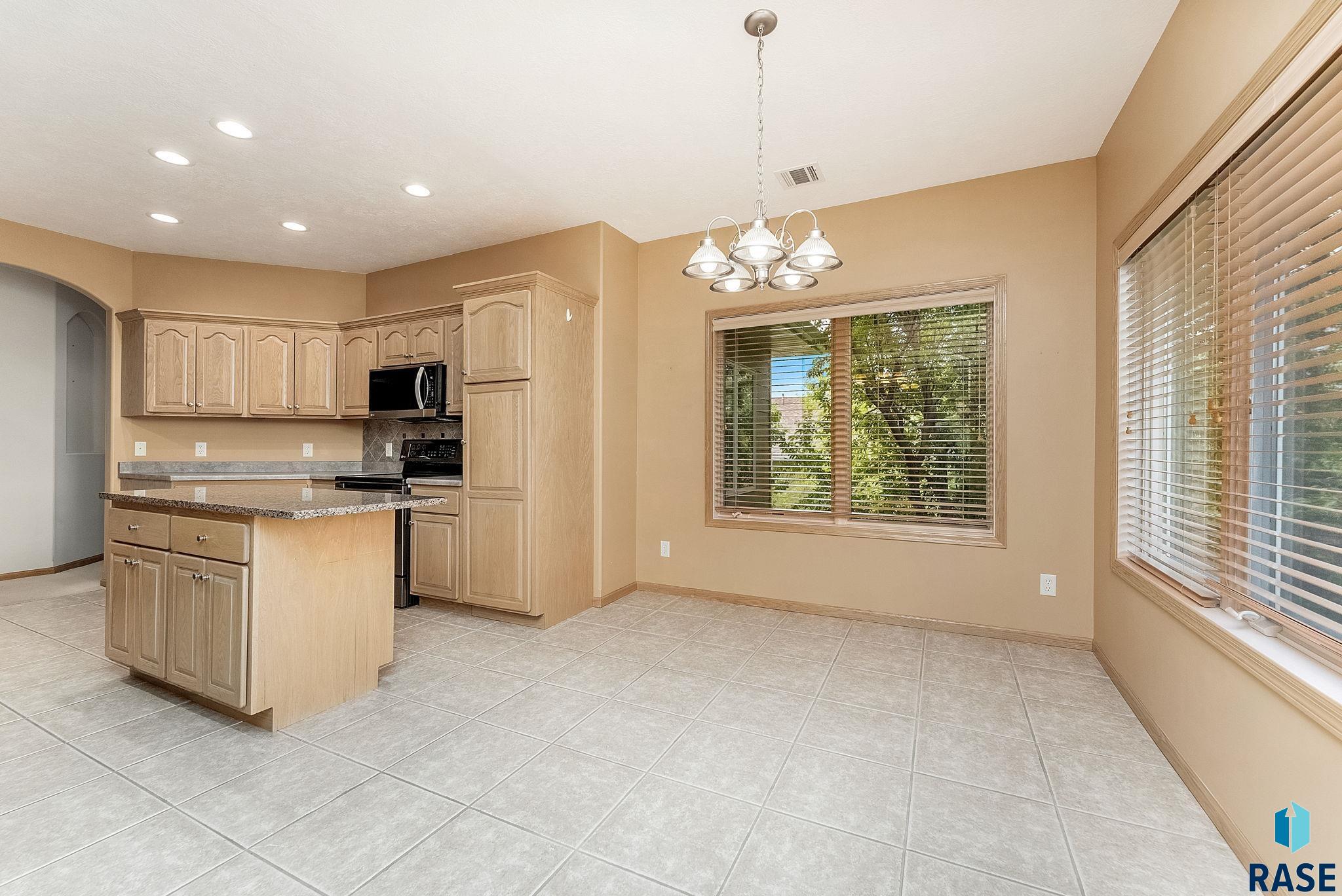 5918 S Grand Lodge Pl Place, Sioux Falls, New Jersey image 9