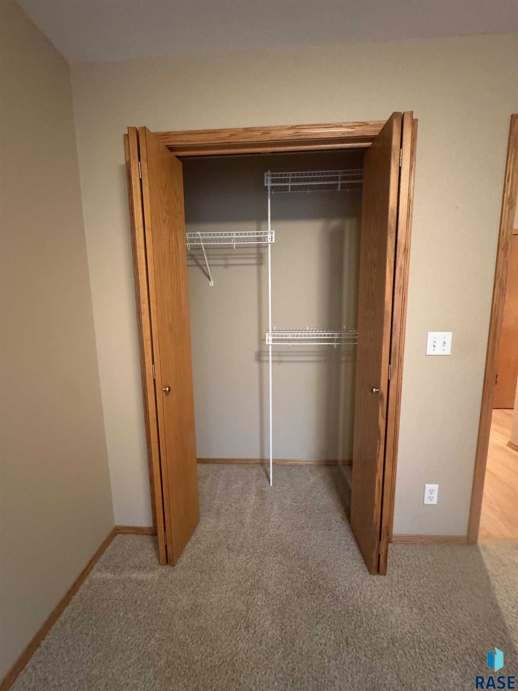 300 W Pipestone Ave Avenue, Flandreau, New Jersey image 19