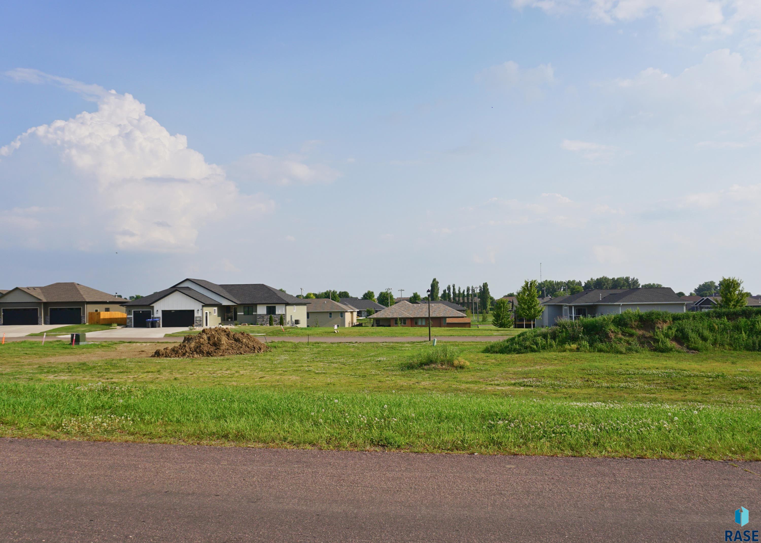 429 W 5th St Street, Crooks, South Dakota image 3