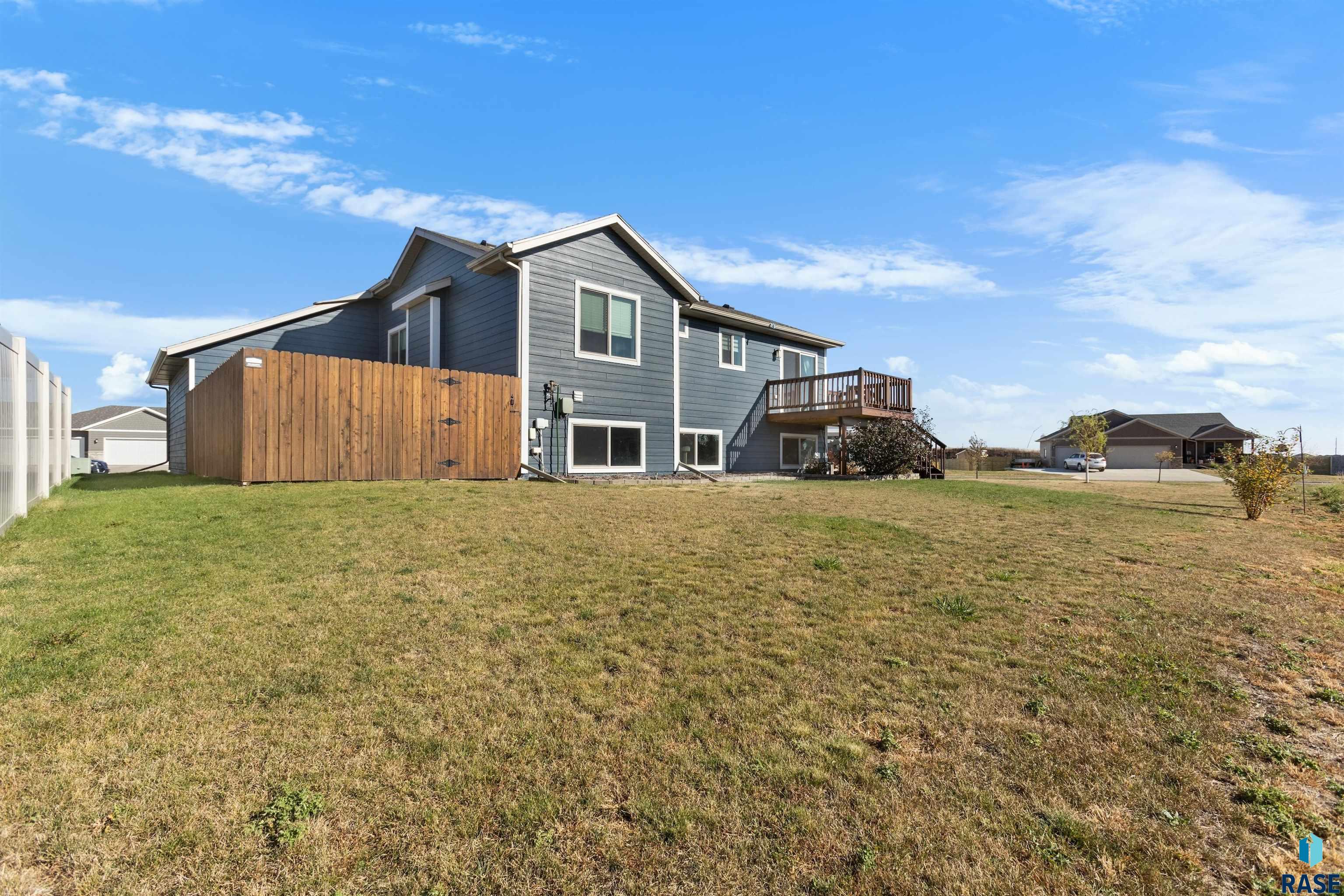 615 Creekside Trl Trail, Harrisburg, South Dakota image 22