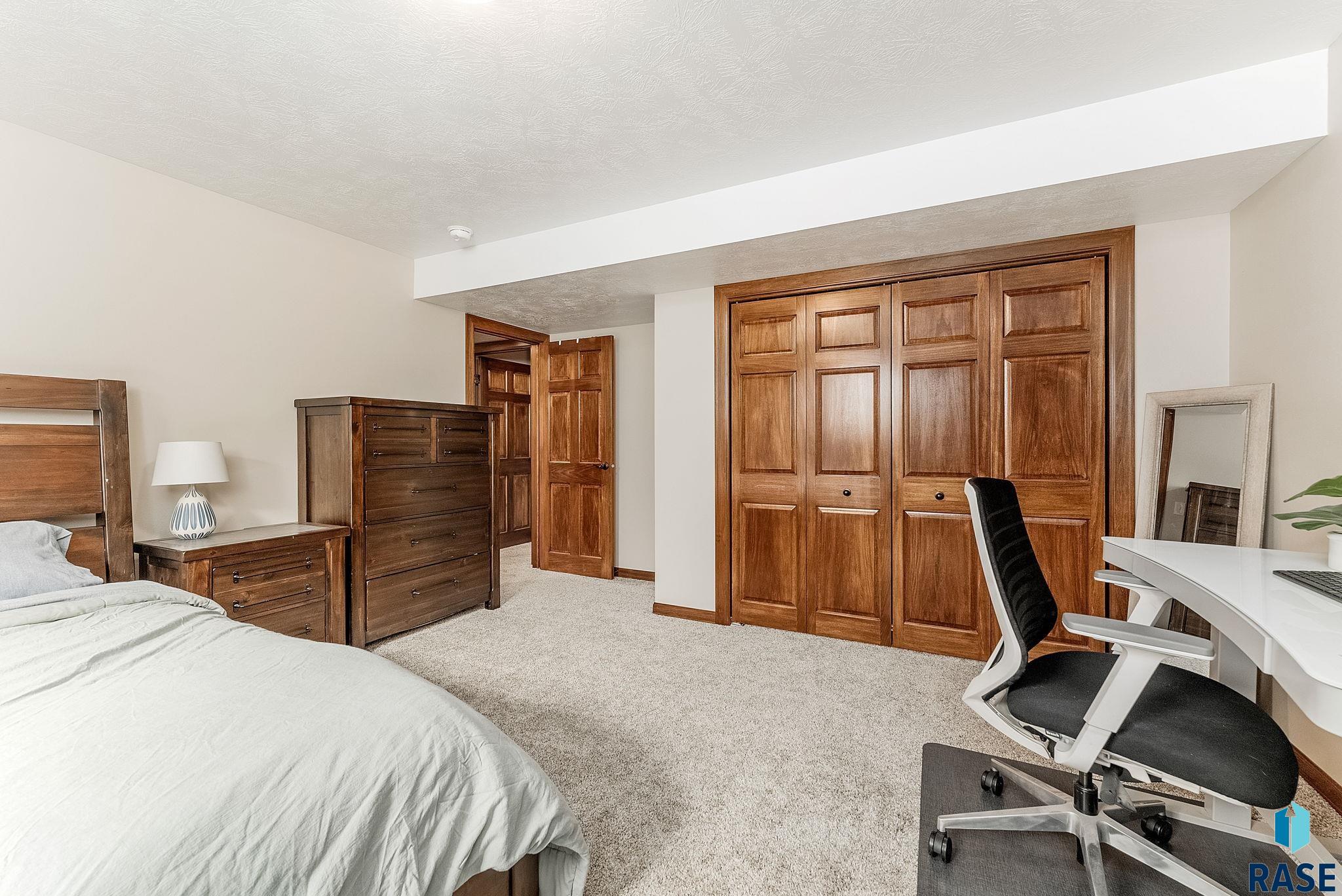 1605 S Mary Beth Ave Avenue, Sioux Falls, New Jersey image 25