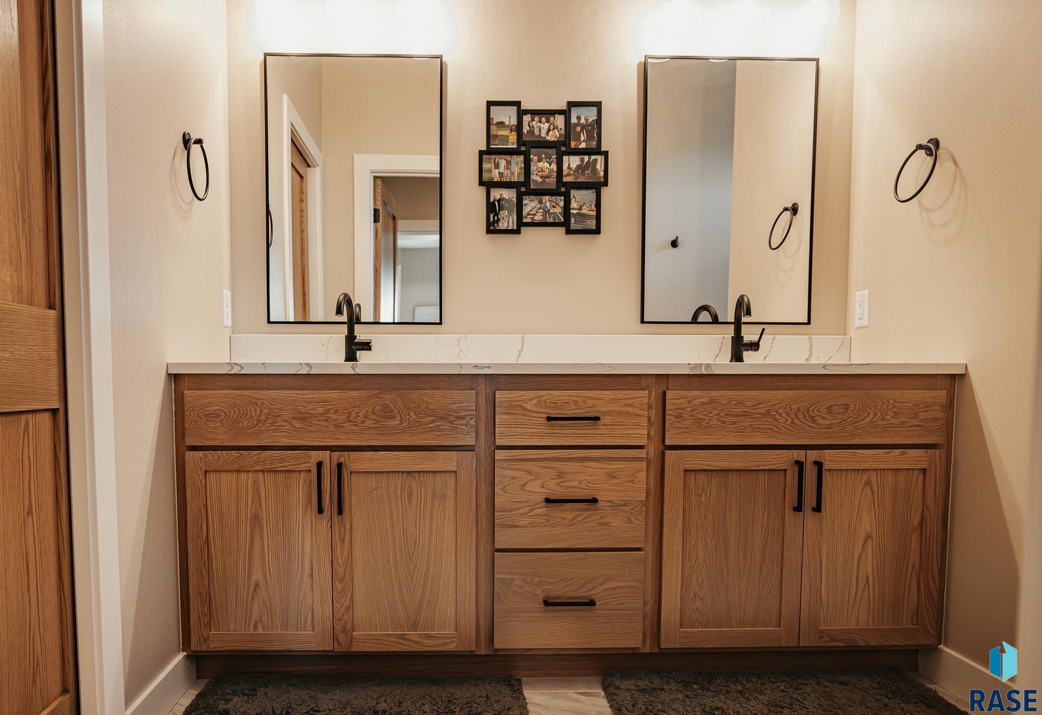 5825 E Rush St Street, Sioux Falls, New Jersey image 18