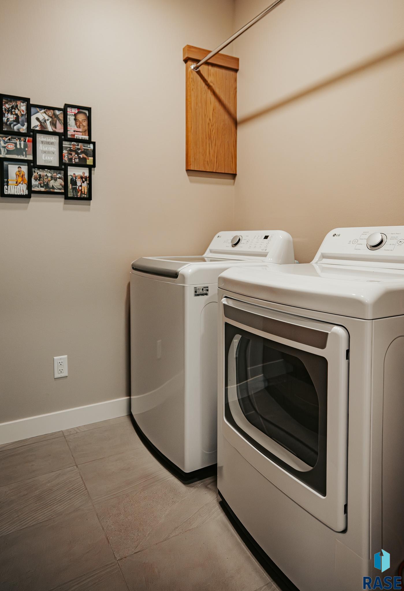 5825 E Rush St Street, Sioux Falls, New Jersey image 25