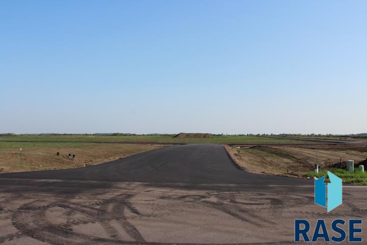 Griffin Cir Circle, Harrisburg, South Dakota image 4