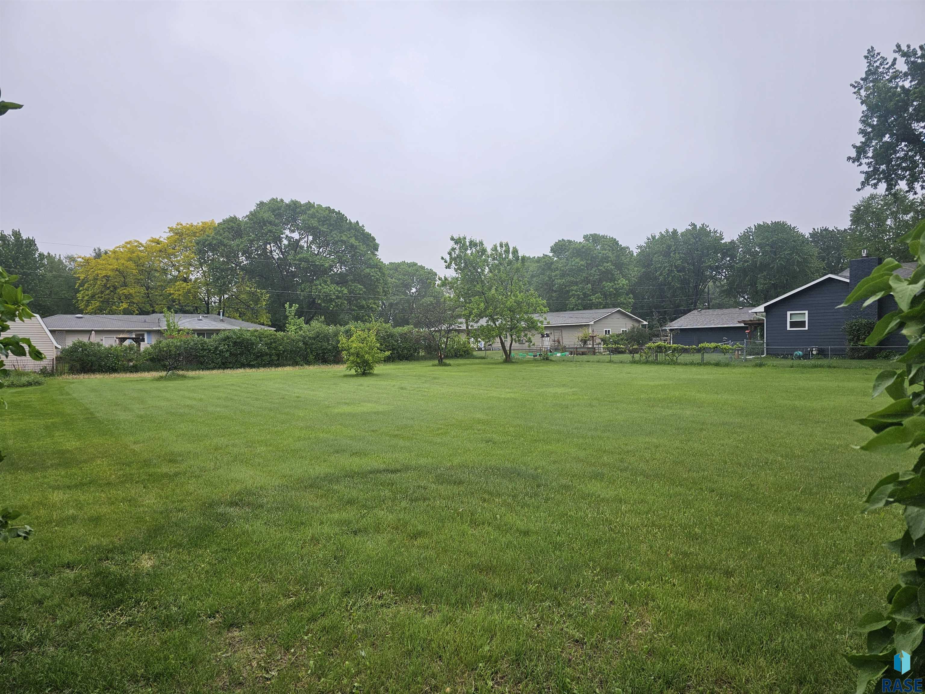 6704 8th St Street, Sioux Falls, New Jersey image 4