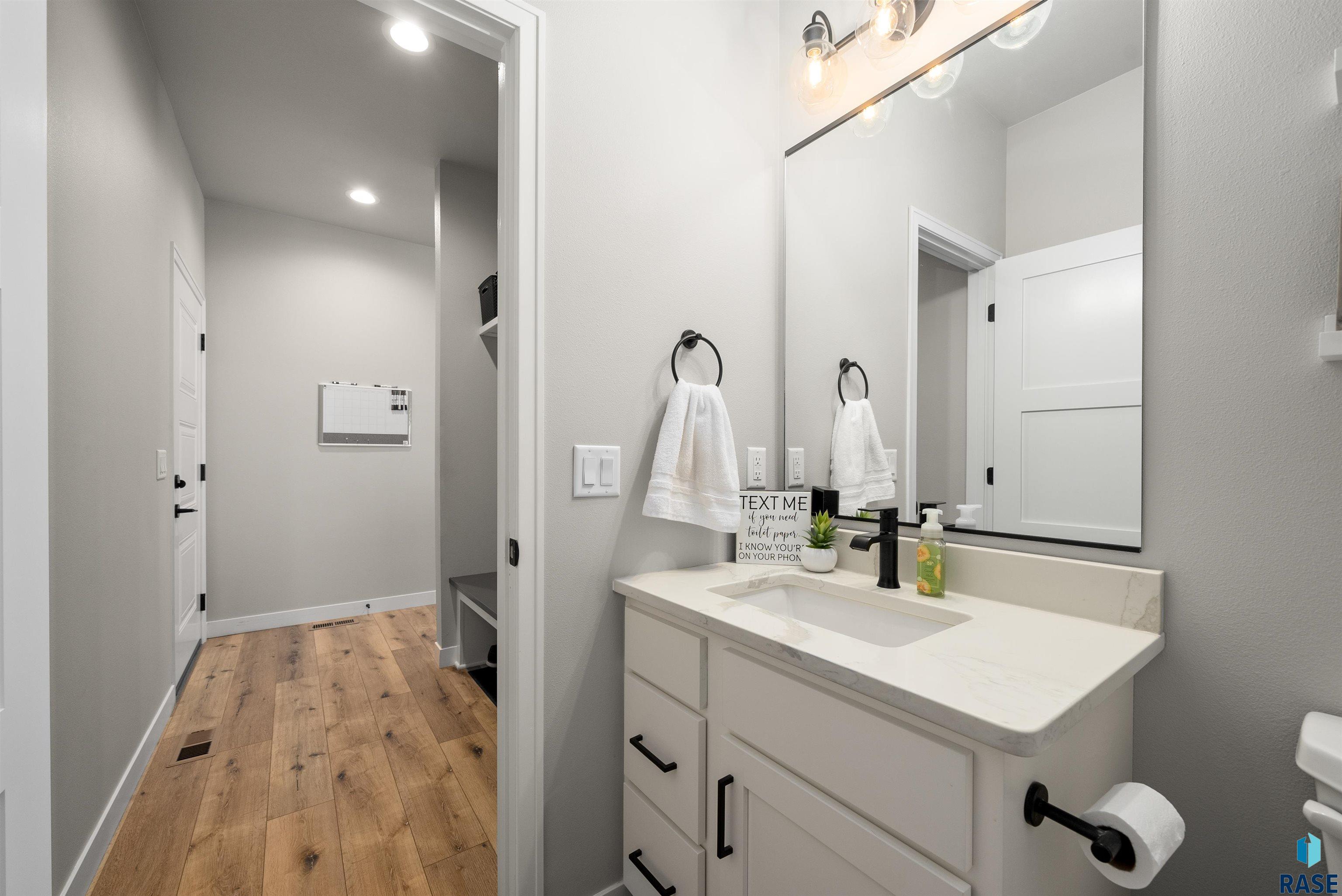 2717 S Moss Stone Ave Avenue, Sioux Falls, New Jersey image 30