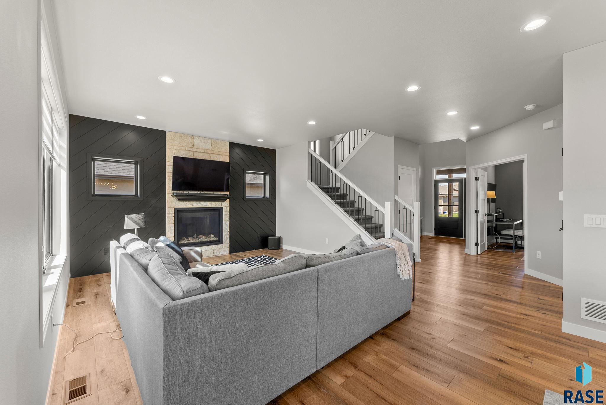 2717 S Moss Stone Ave Avenue, Sioux Falls, New Jersey image 16