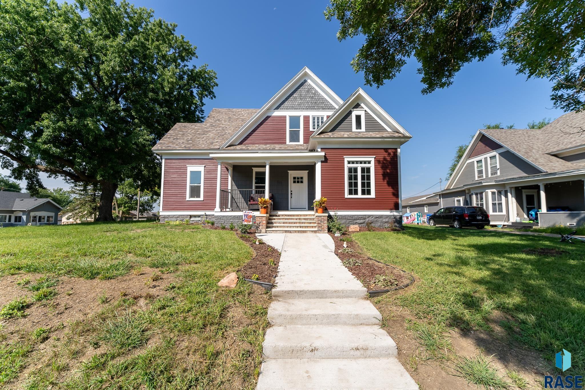 501 Canyon Ave Avenue, Garretson, South Dakota image 3