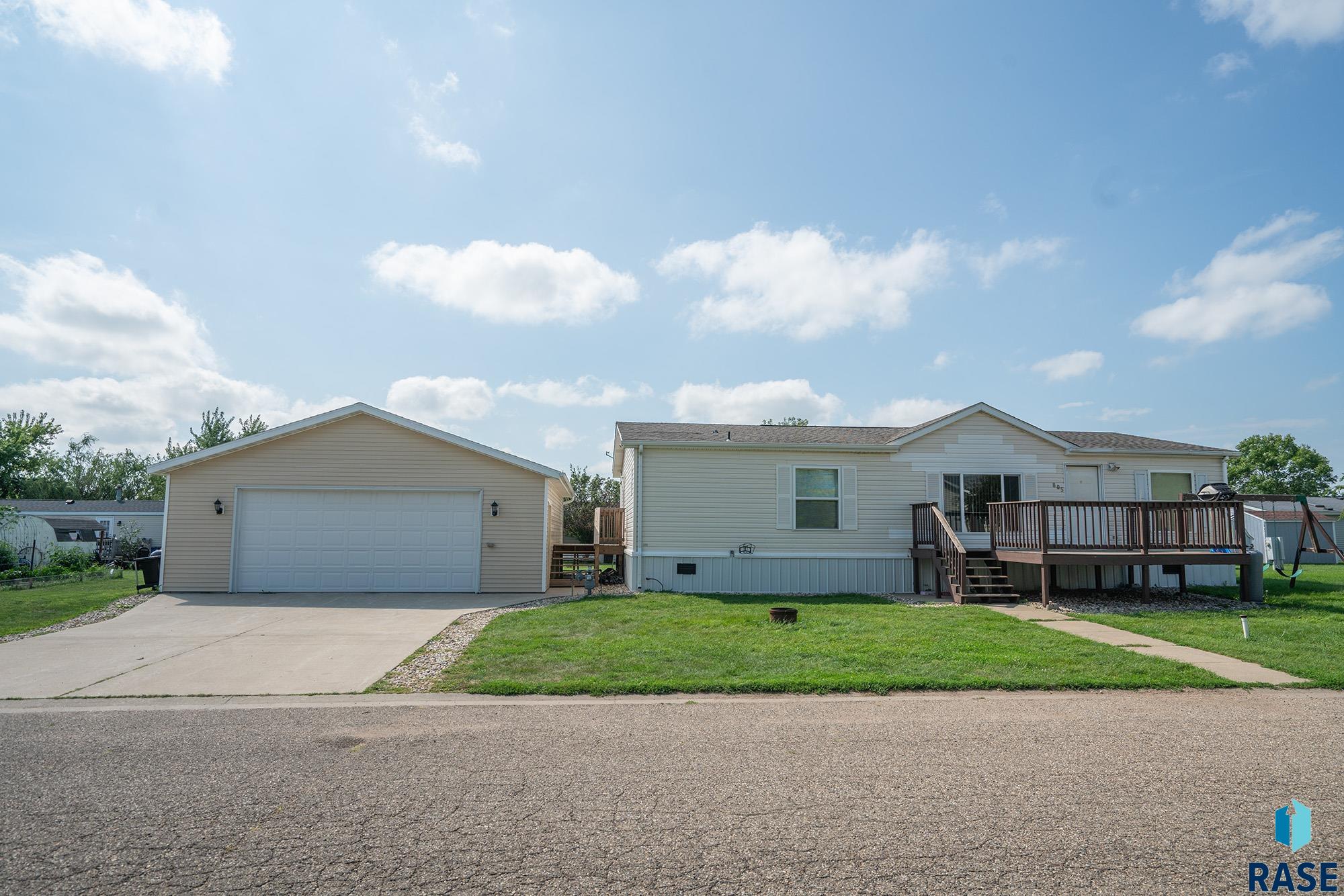 805 S Mckinley St Street, Lennox, South Dakota image 25