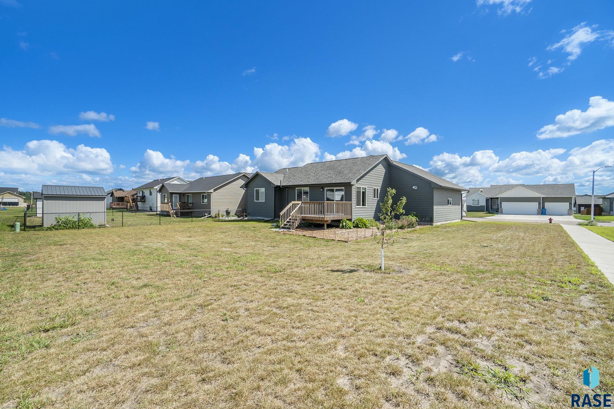 1176 Cyber Ct Court, Madison, South Dakota image 24
