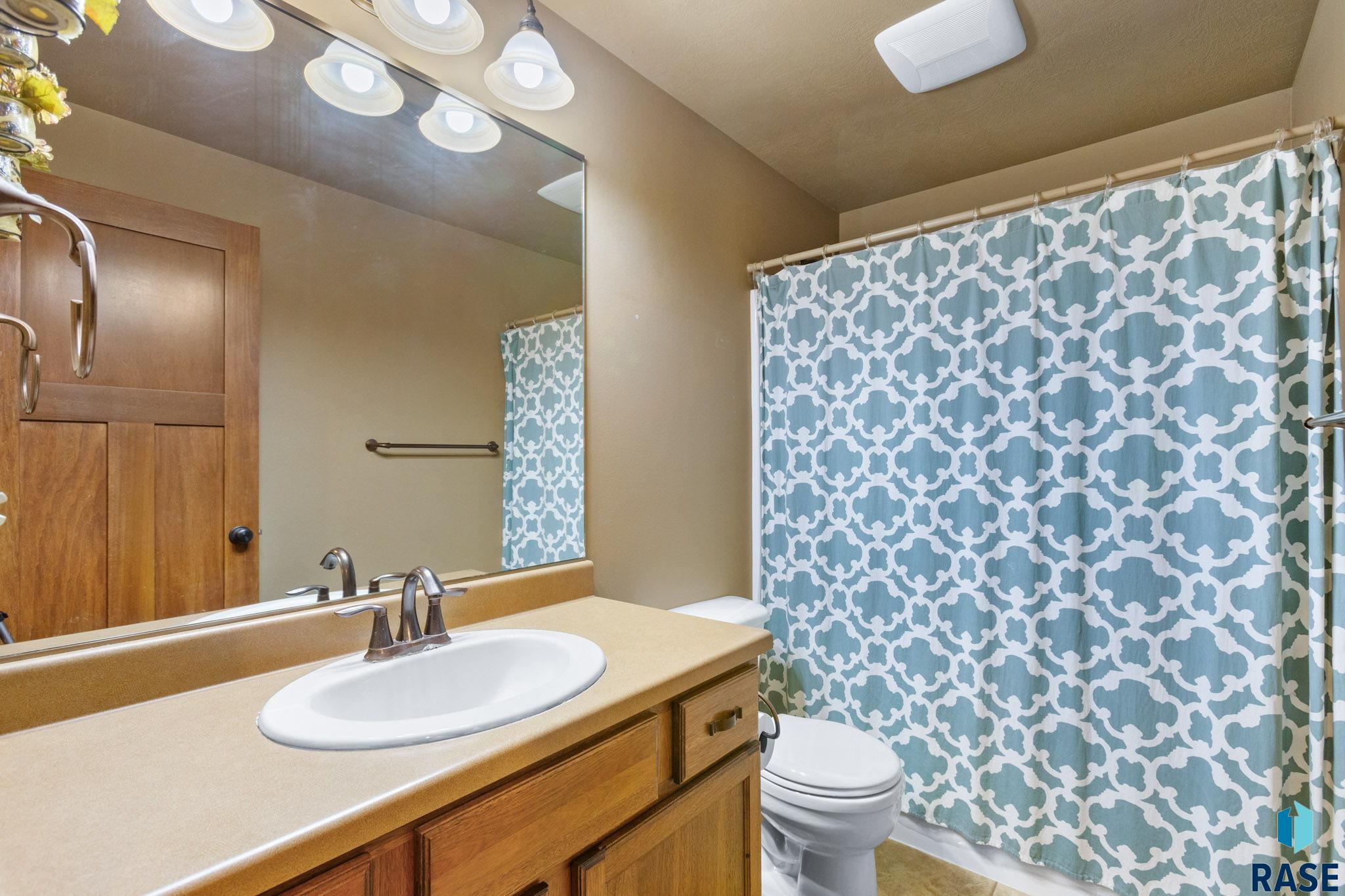 4001 W 84th St Street, Sioux Falls, New Jersey image 17