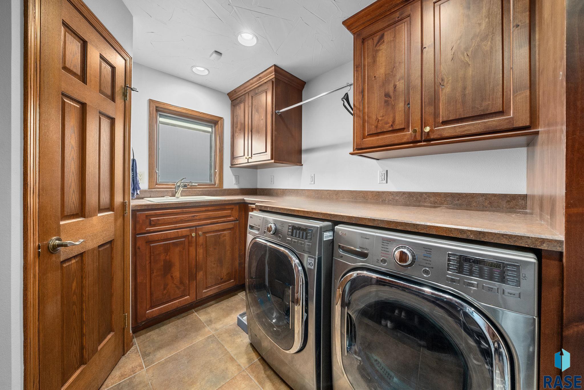 809 W 3rd St Street, Dell Rapids, South Dakota image 41