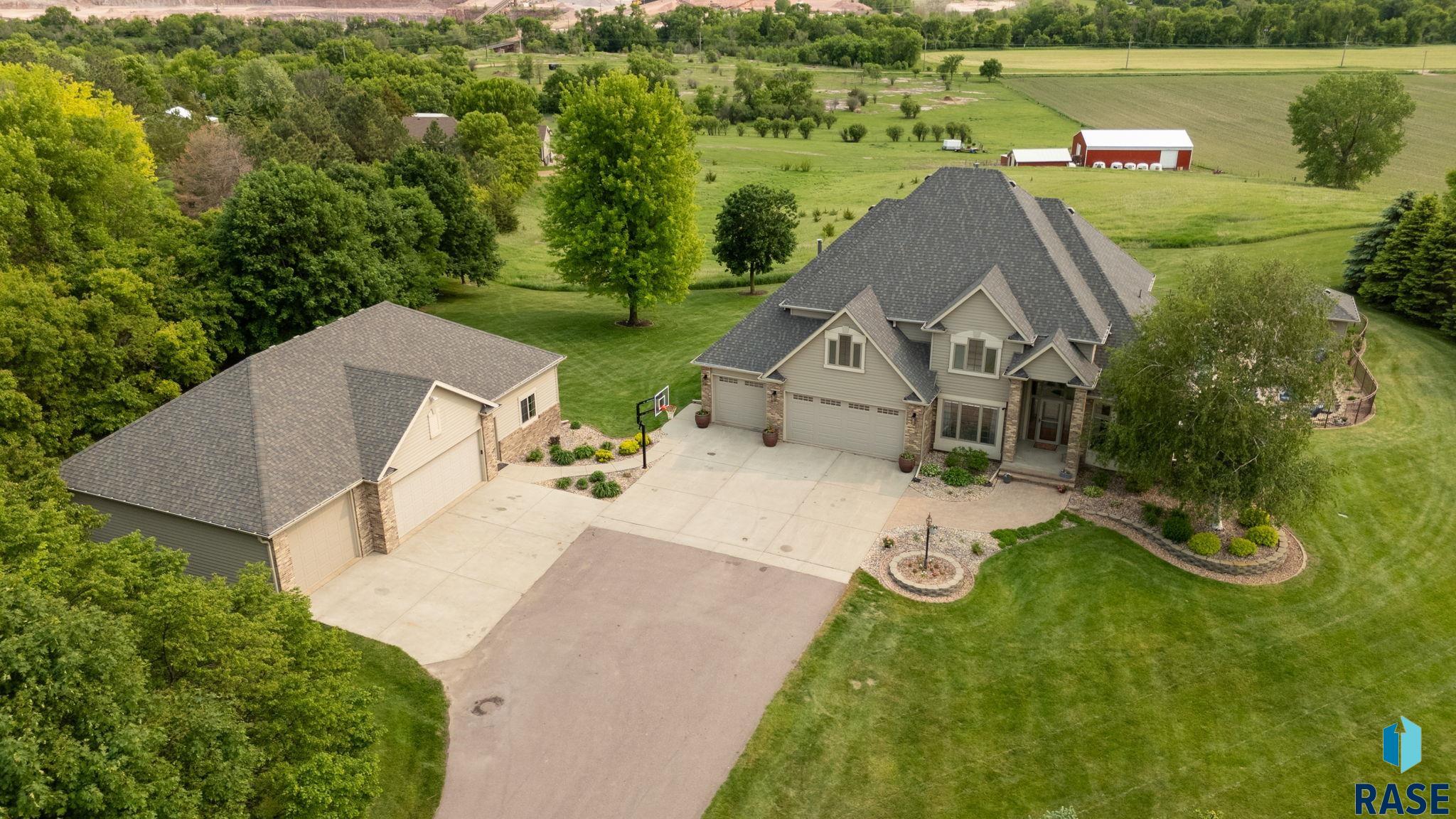809 W 3rd St Street, Dell Rapids, South Dakota image 1
