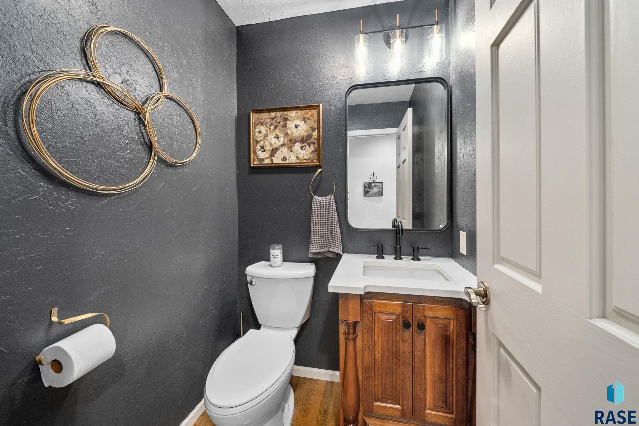 809 W 3rd St Street, Dell Rapids, South Dakota image 35