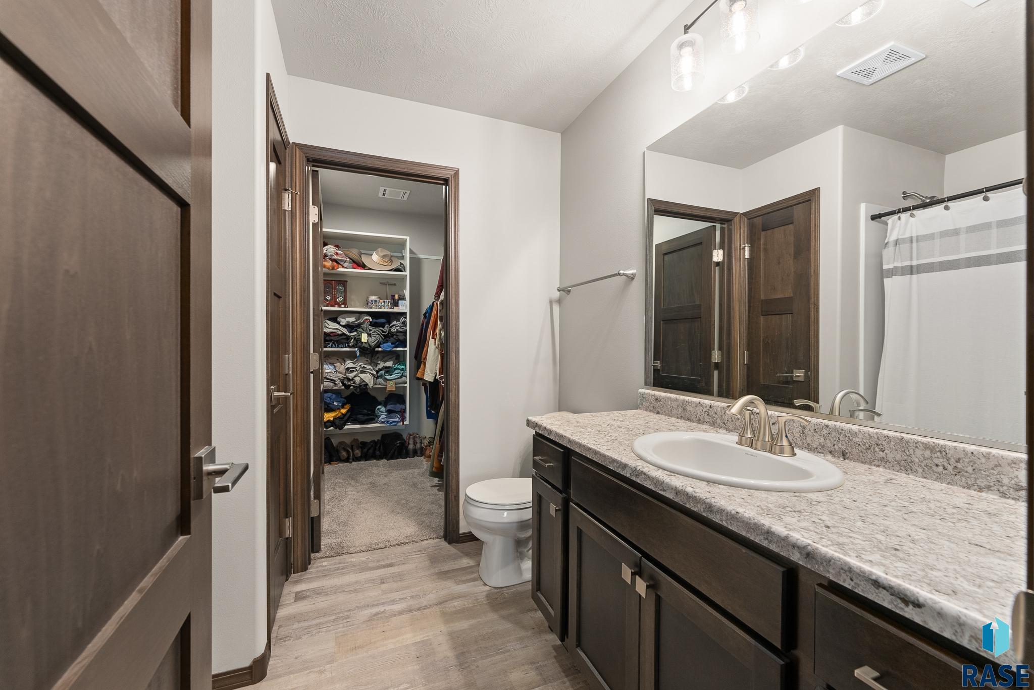 6802 W Gresford Pl Place, Sioux Falls, New Jersey image 12