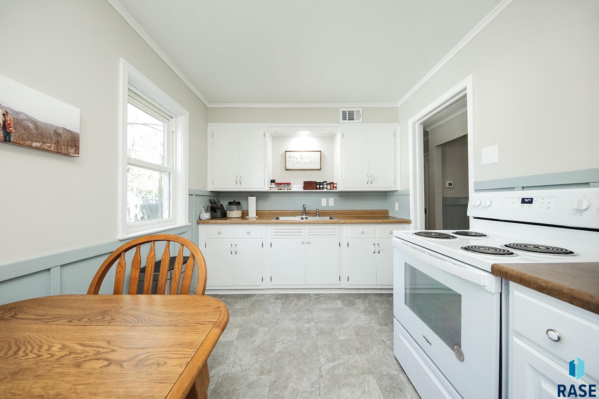 305 N Grange Ave Avenue, Sioux Falls, New Jersey image 7