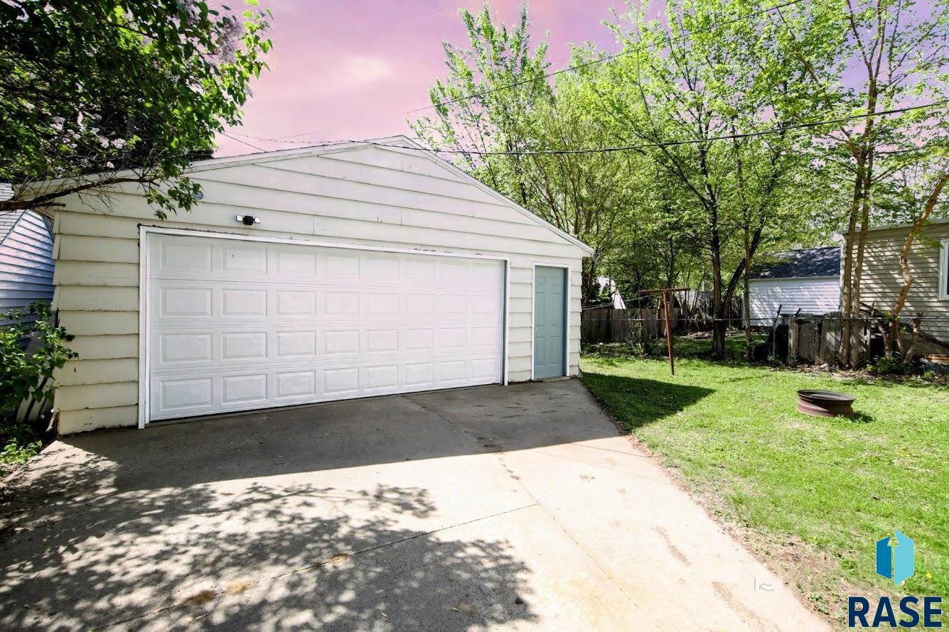 305 N Grange Ave Avenue, Sioux Falls, New Jersey image 24