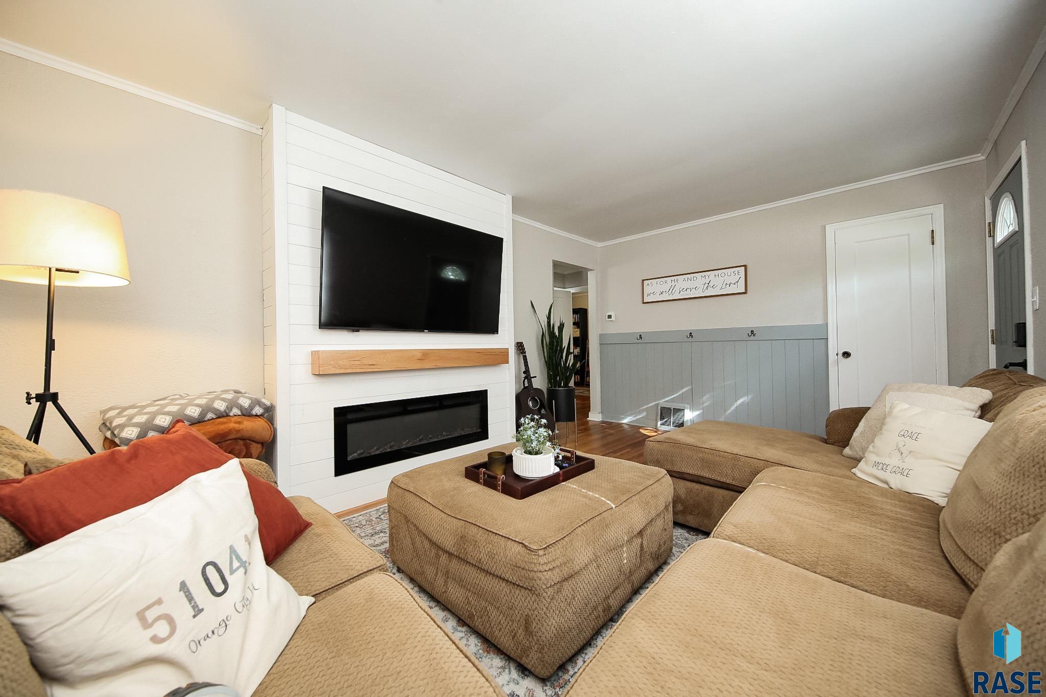 305 N Grange Ave Avenue, Sioux Falls, New Jersey image 3