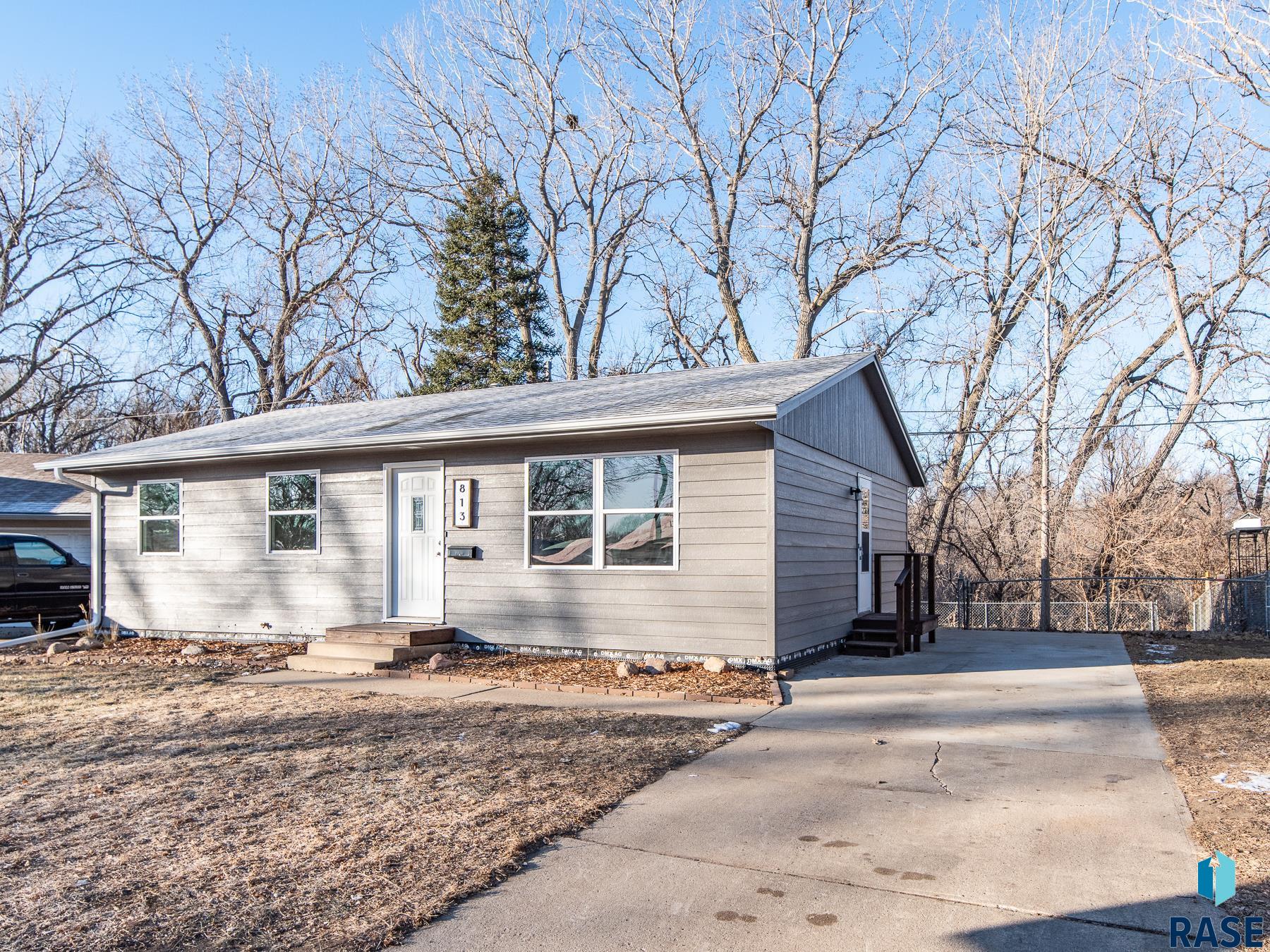 813 N Leadale Ave Avenue, Sioux Falls, New Jersey image 2